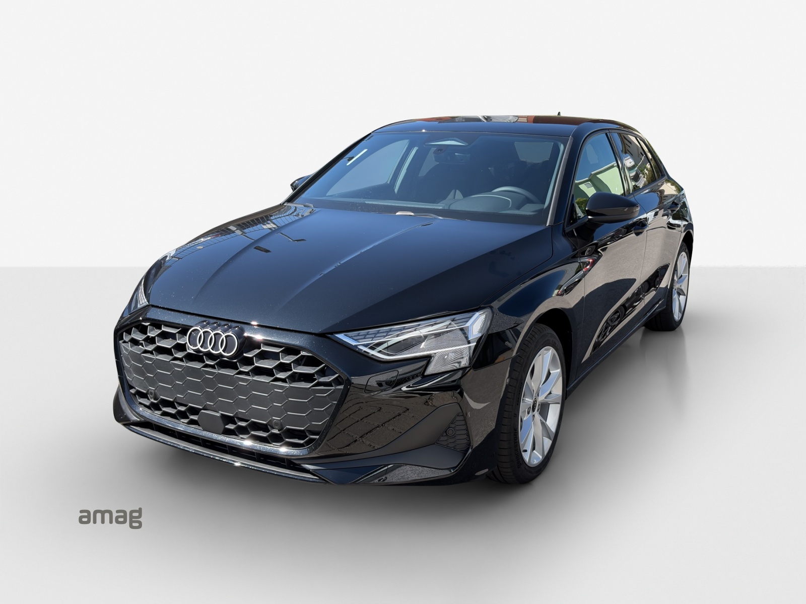 AUDI A3 Sportback TFSI 110 kW Attraction S tronic-image-0