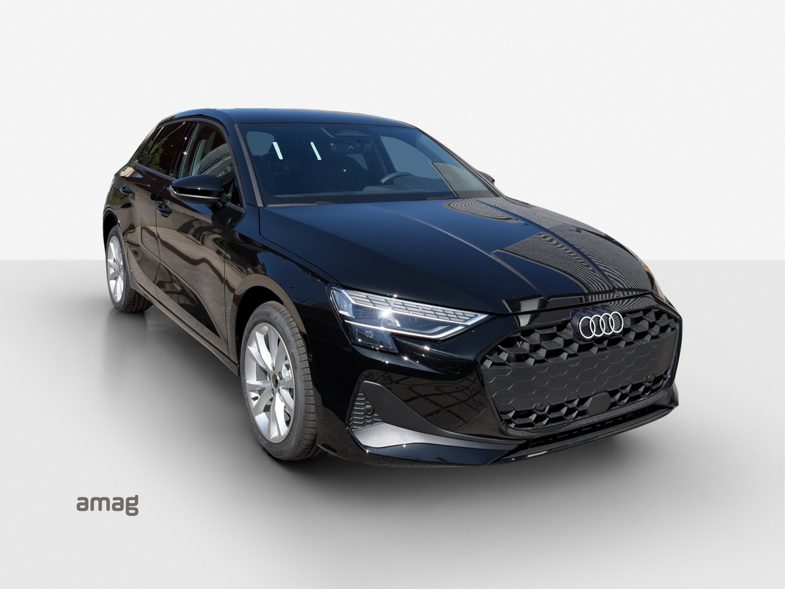 AUDI A3 Sportback TFSI 110 kW Attraction S tronic-image-5