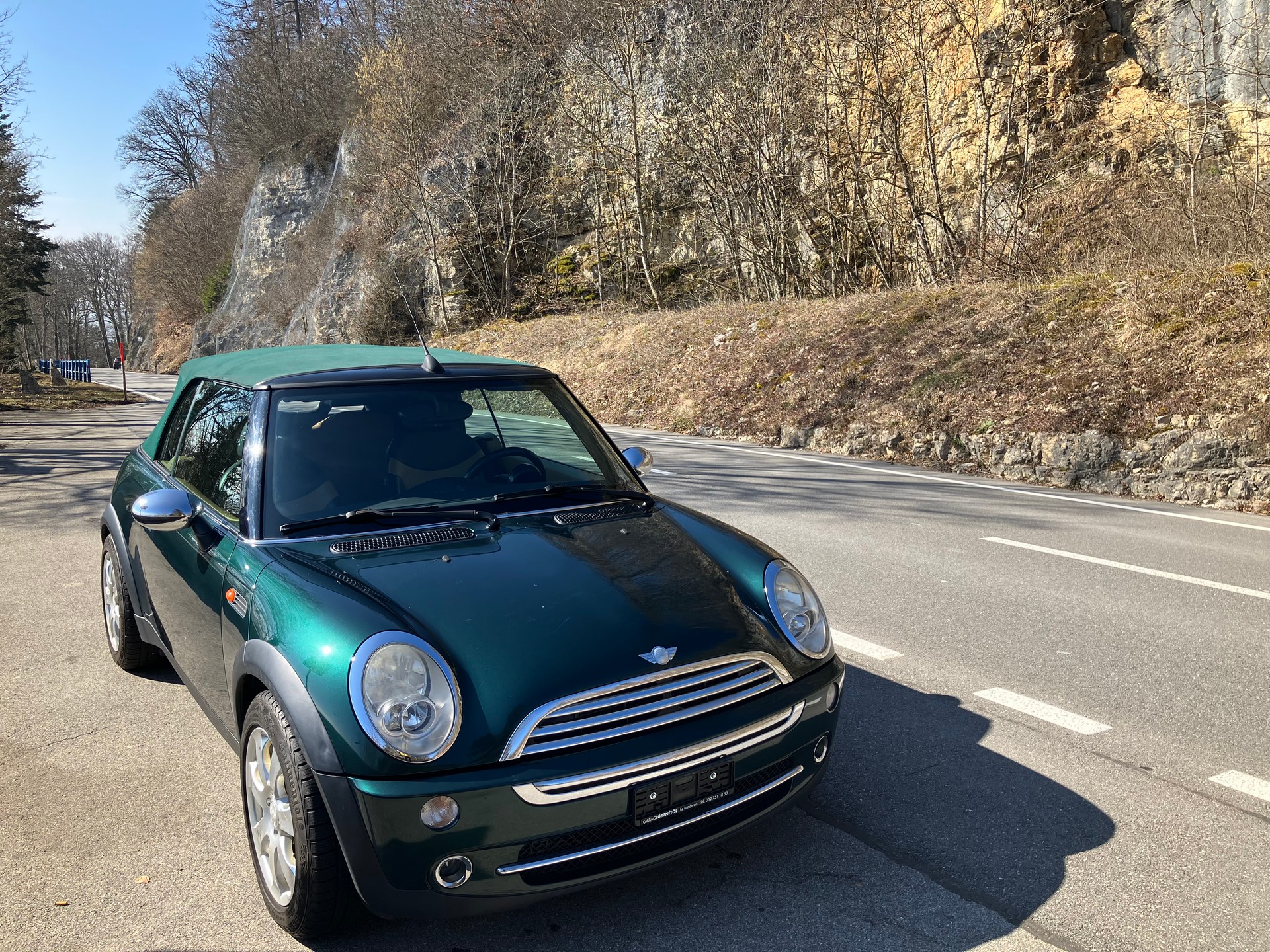 MINI 1.6i Cooper-image-2
