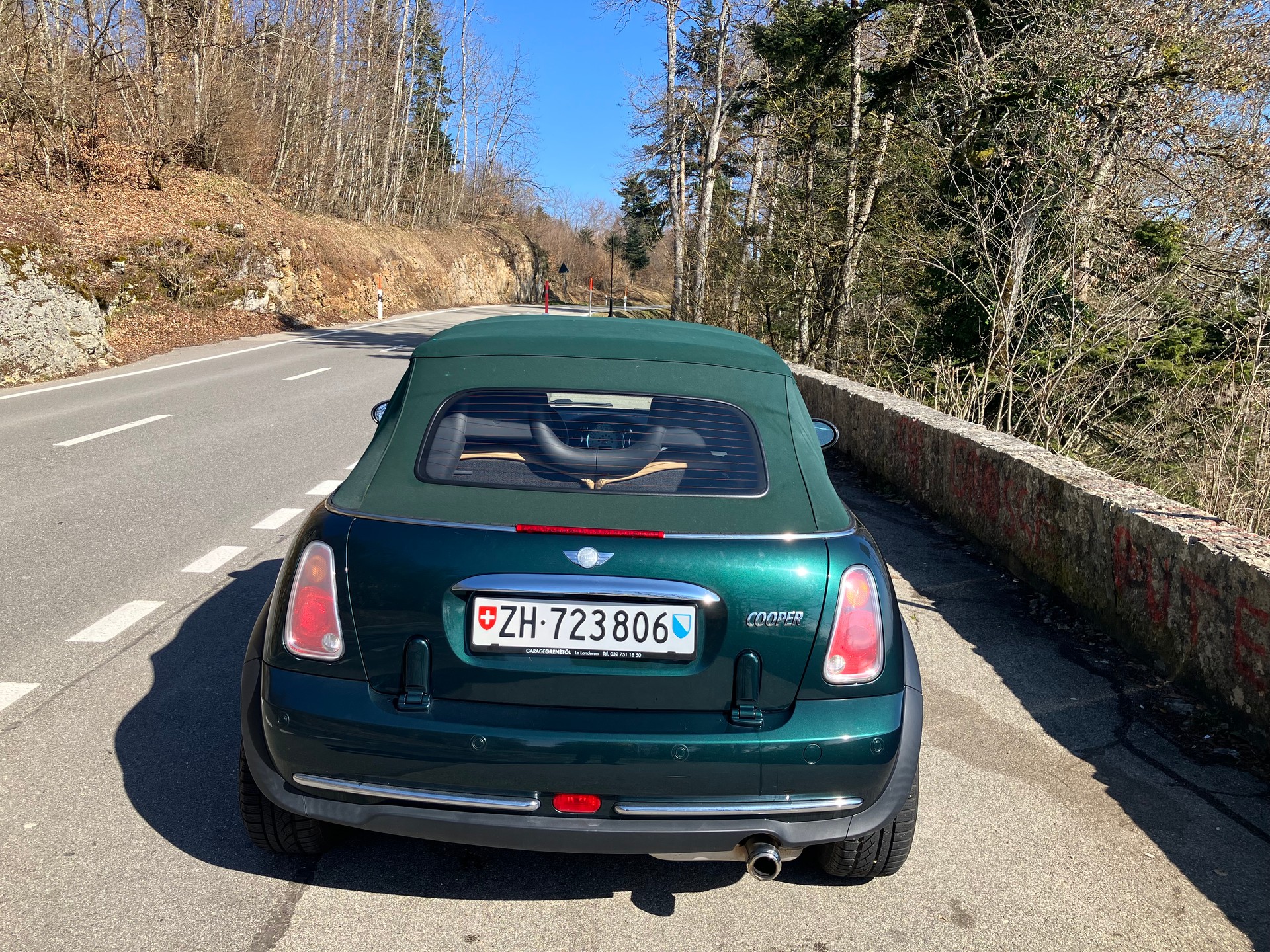 MINI 1.6i Cooper-image-3
