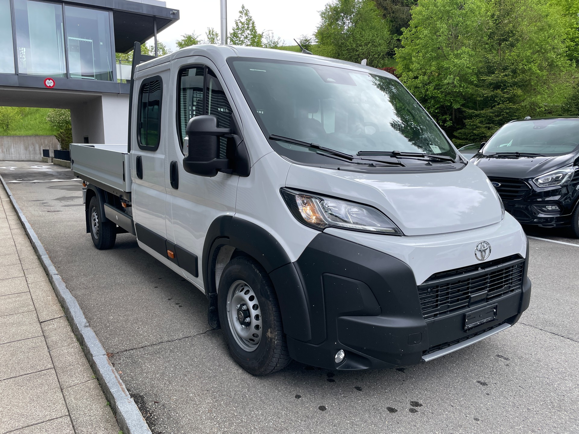TOYOTA Proace MAX 2.2D DK Chassis mit Pritsche HD Active 3,5t L3H1 mit AHK-image-6