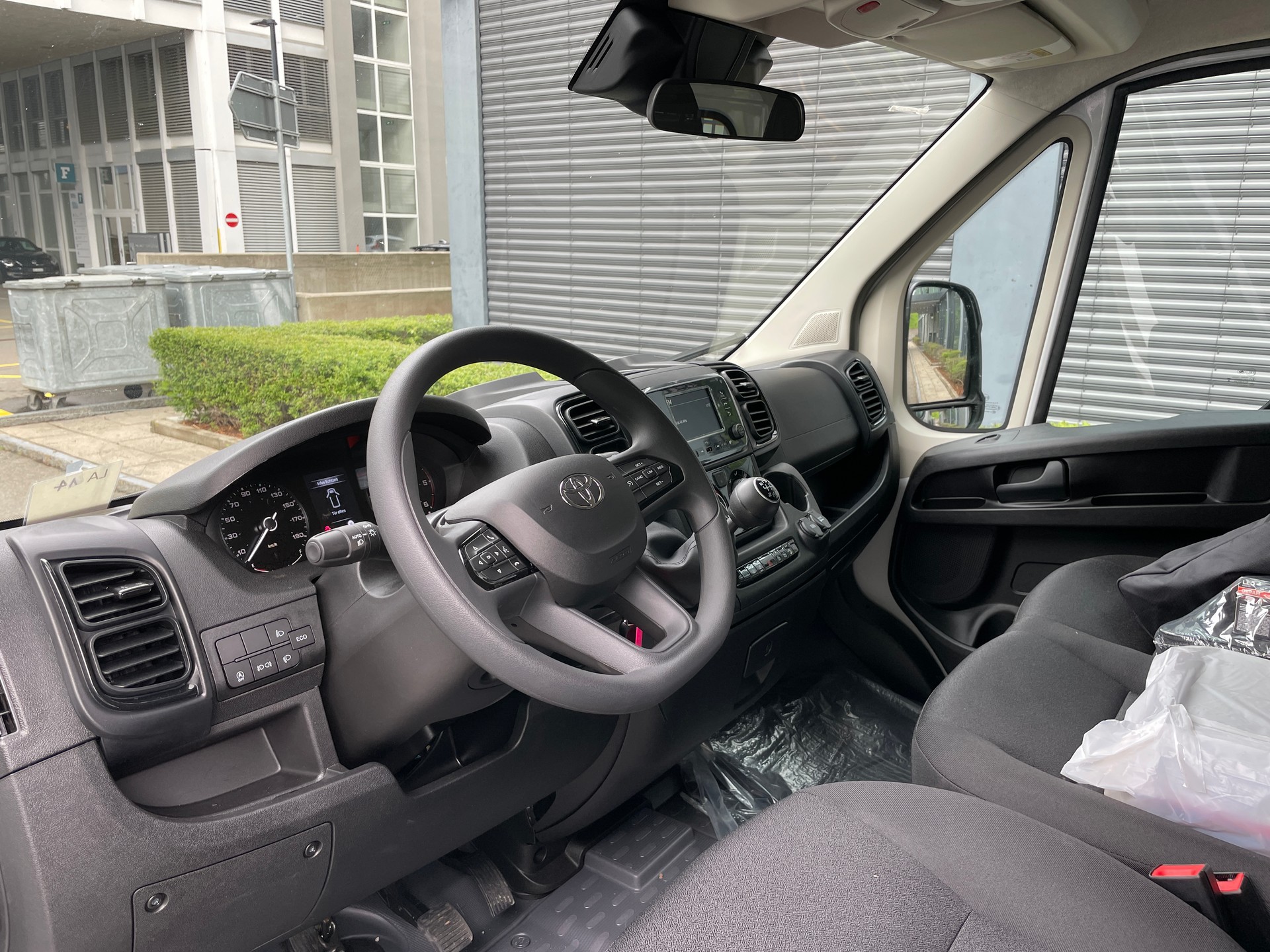 TOYOTA Proace MAX 2.2D DK Chassis mit Pritsche HD Active 3,5t L3H1 mit AHK-image-9
