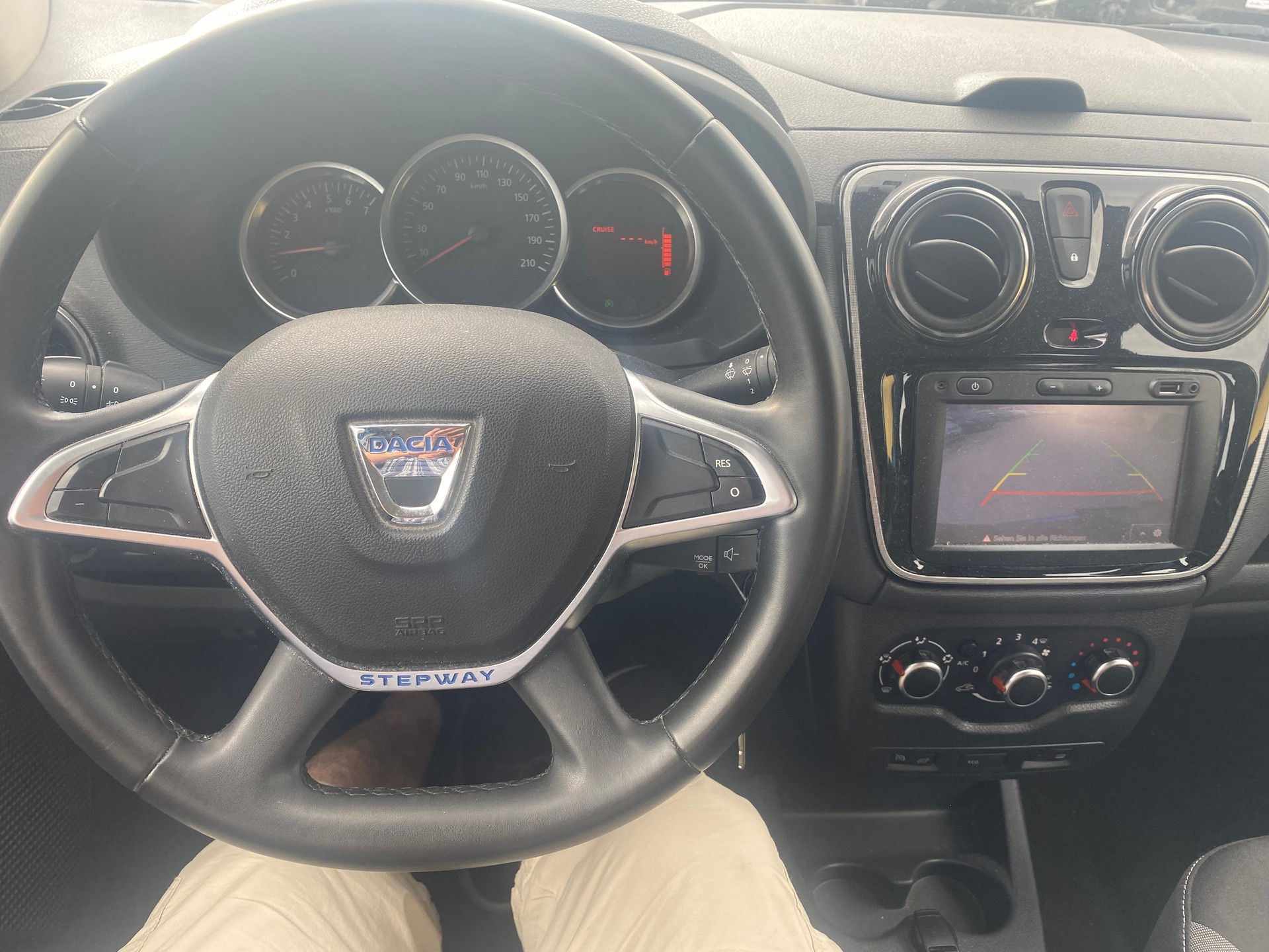 DACIA Lodgy 1.2 Turbo Ambiance 7PL-image-12