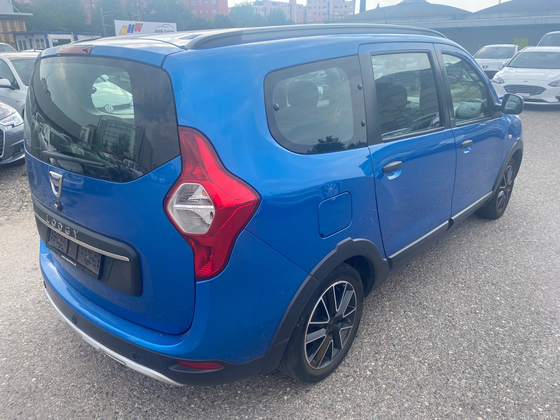 DACIA Lodgy 1.2 Turbo Ambiance 7PL-image-4