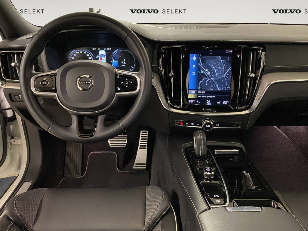 VOLVO V60 2.0 T6 TE R-Design eAWD-image-9