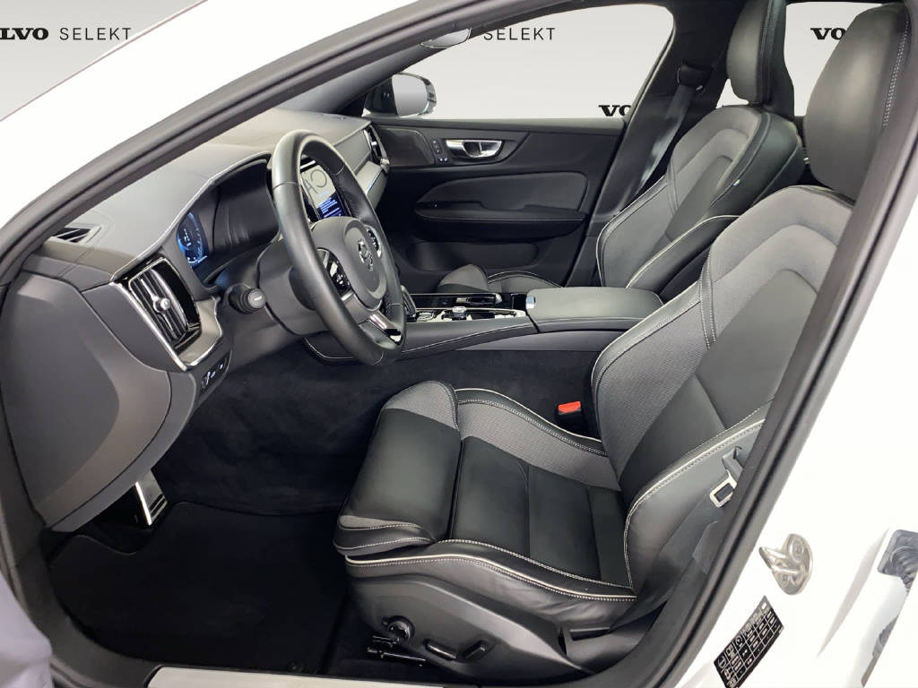 VOLVO V60 2.0 T6 TE R-Design eAWD-image-5