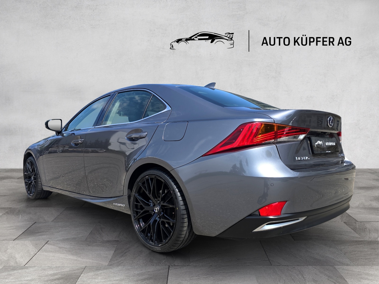 LEXUS IS 300h F-Sport Automatic-image-2