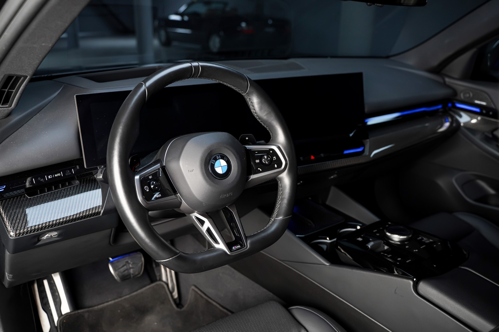 BMW 520i 48V M Sport Steptronic-image-8