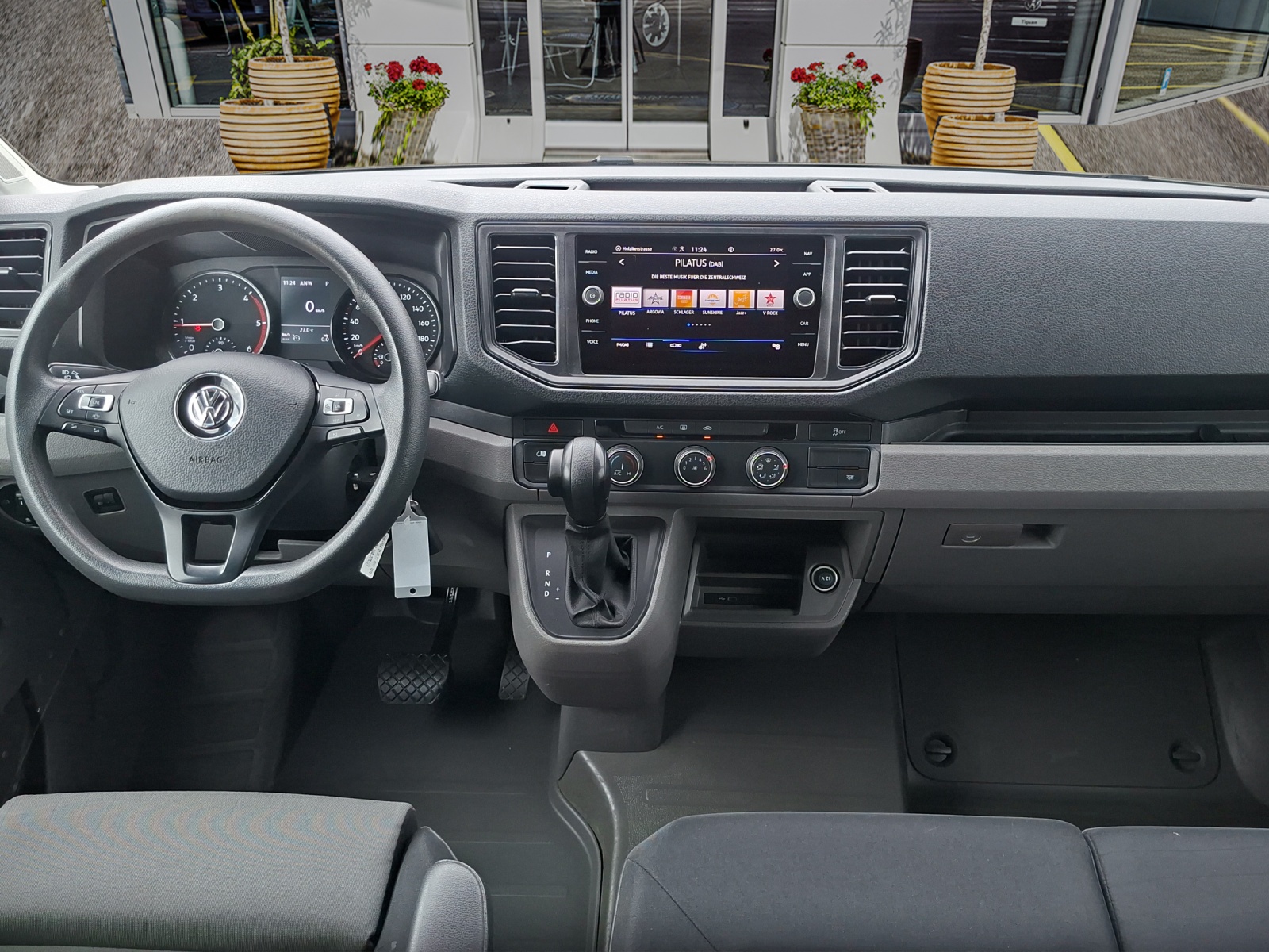 VW Crafter 35 2.0 BiTDI L3 4Motion A-image-11