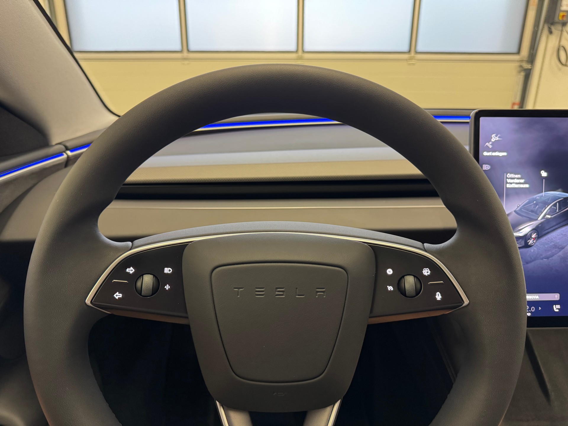 TESLA Model 3 Dual Motor Performance AWD-image-18