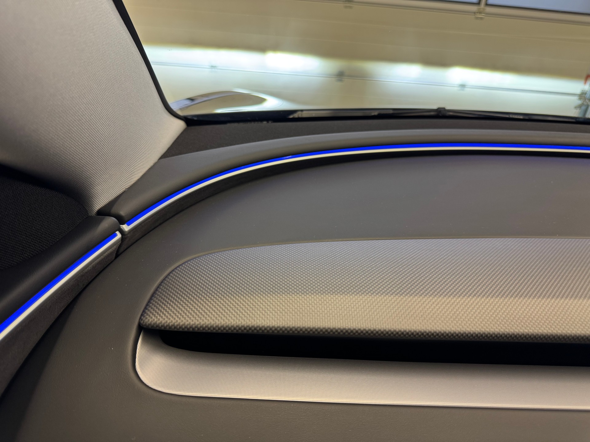 TESLA Model 3 Dual Motor Performance AWD-image-25