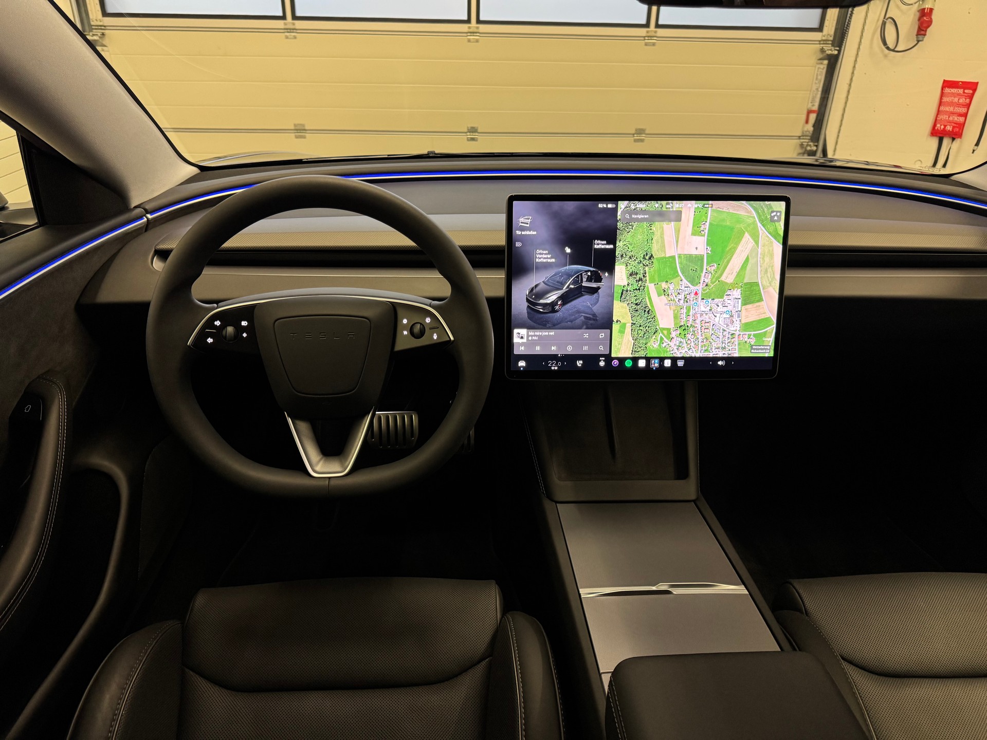 TESLA Model 3 Dual Motor Performance AWD-image-17