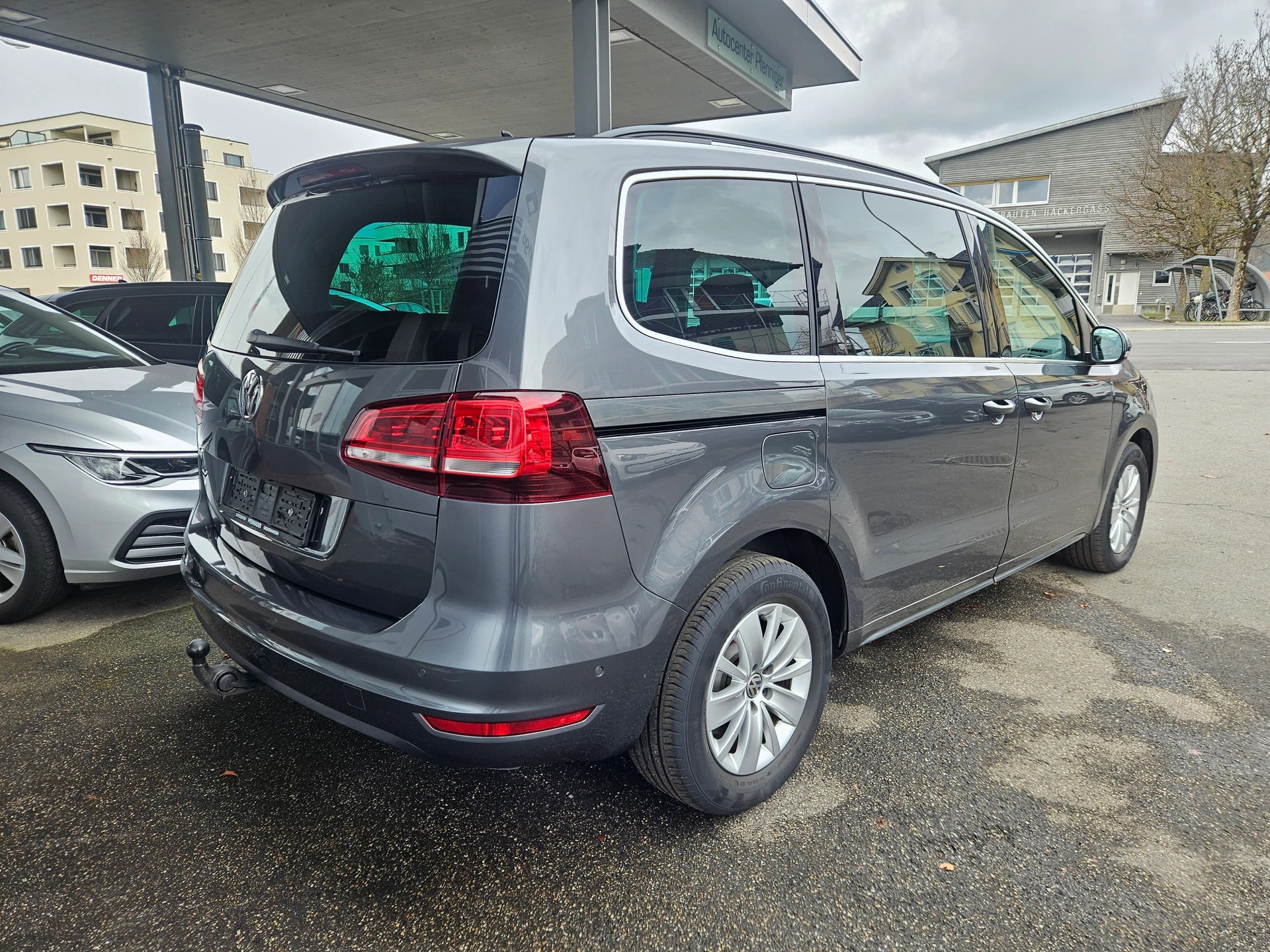 VW Sharan 1.4 TSI BlMT Comfortline DSG-image-1