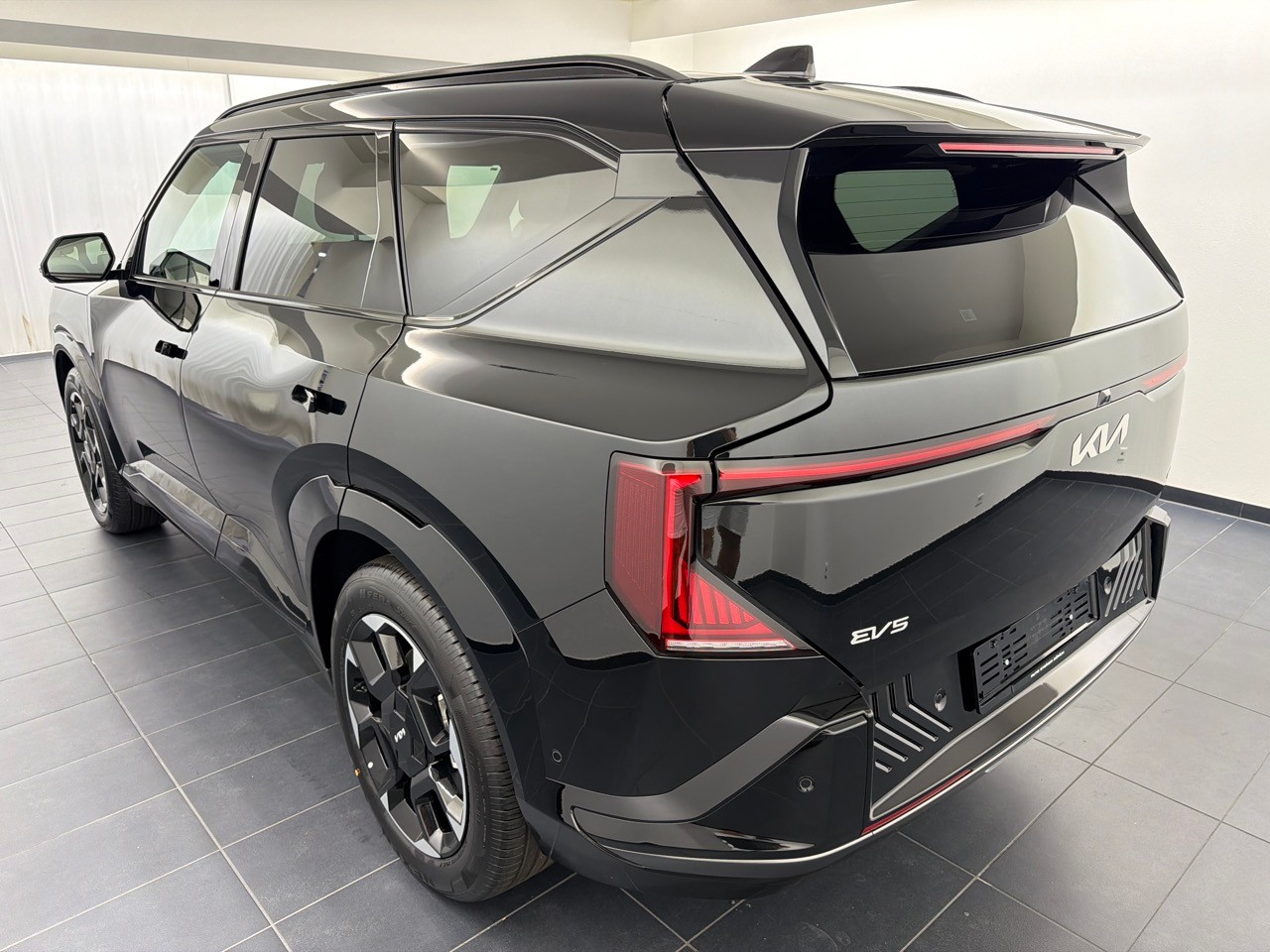KIA EV5 81,4 kWh GT-Line-image-1