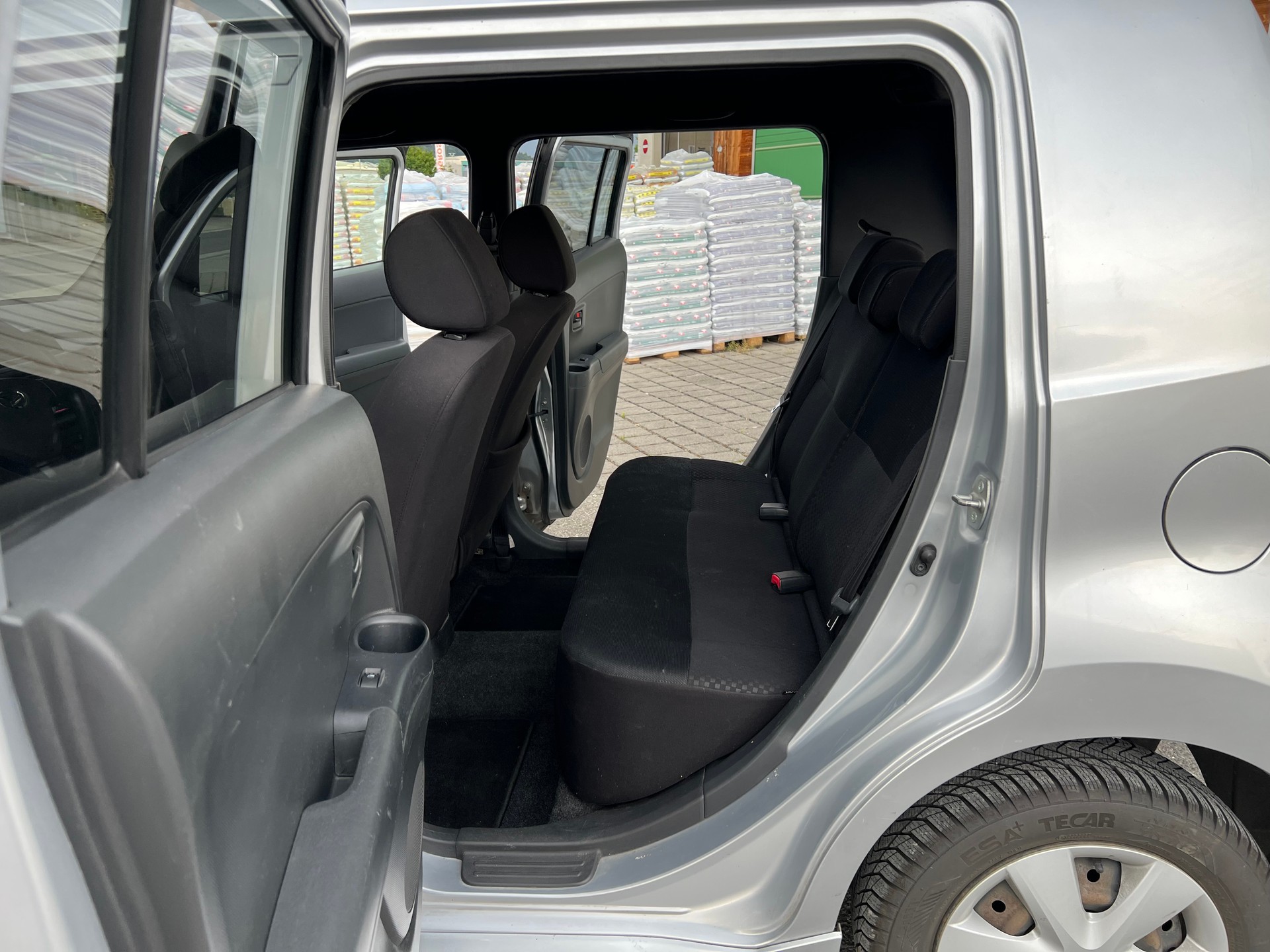 DAIHATSU Materia 1.3-image-9