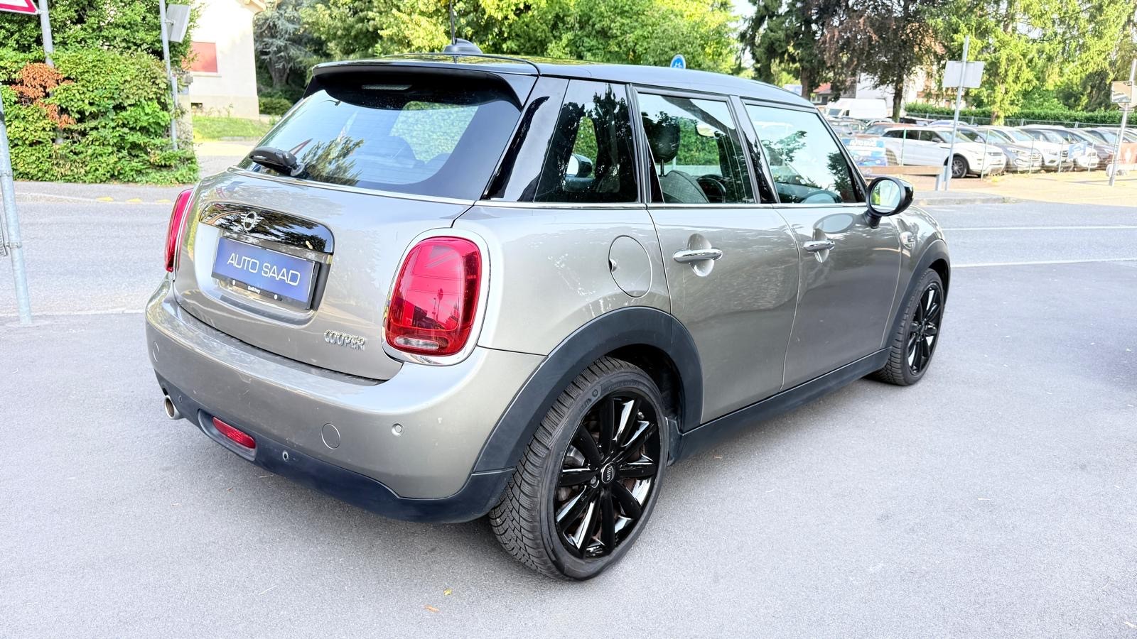 MINI Cooper Steptronic-image-5