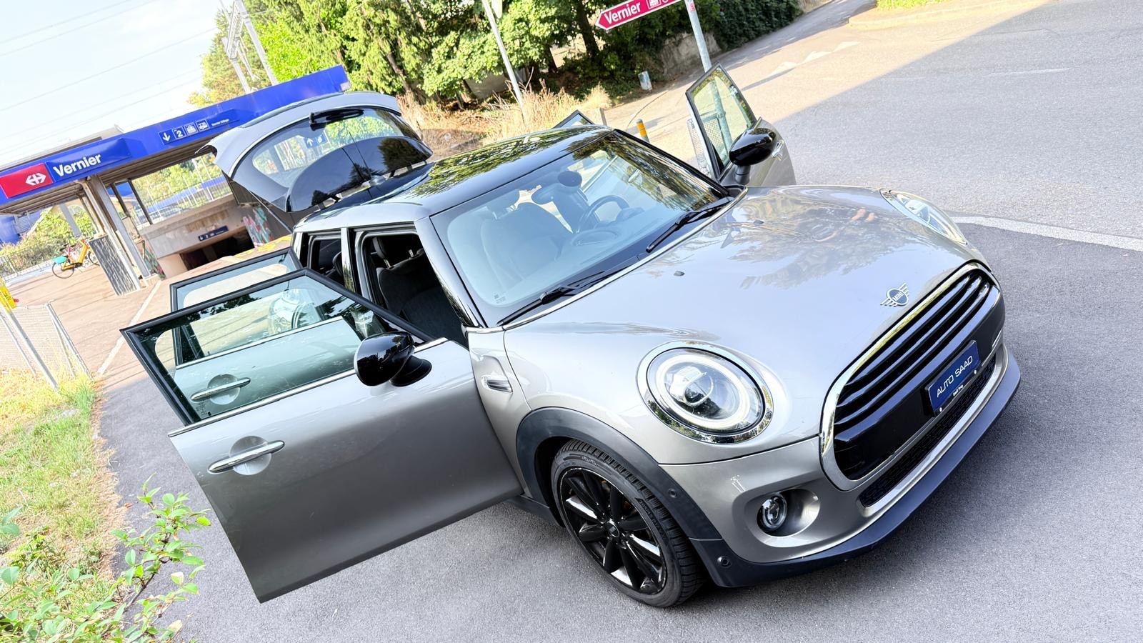 MINI Cooper Steptronic-image-13