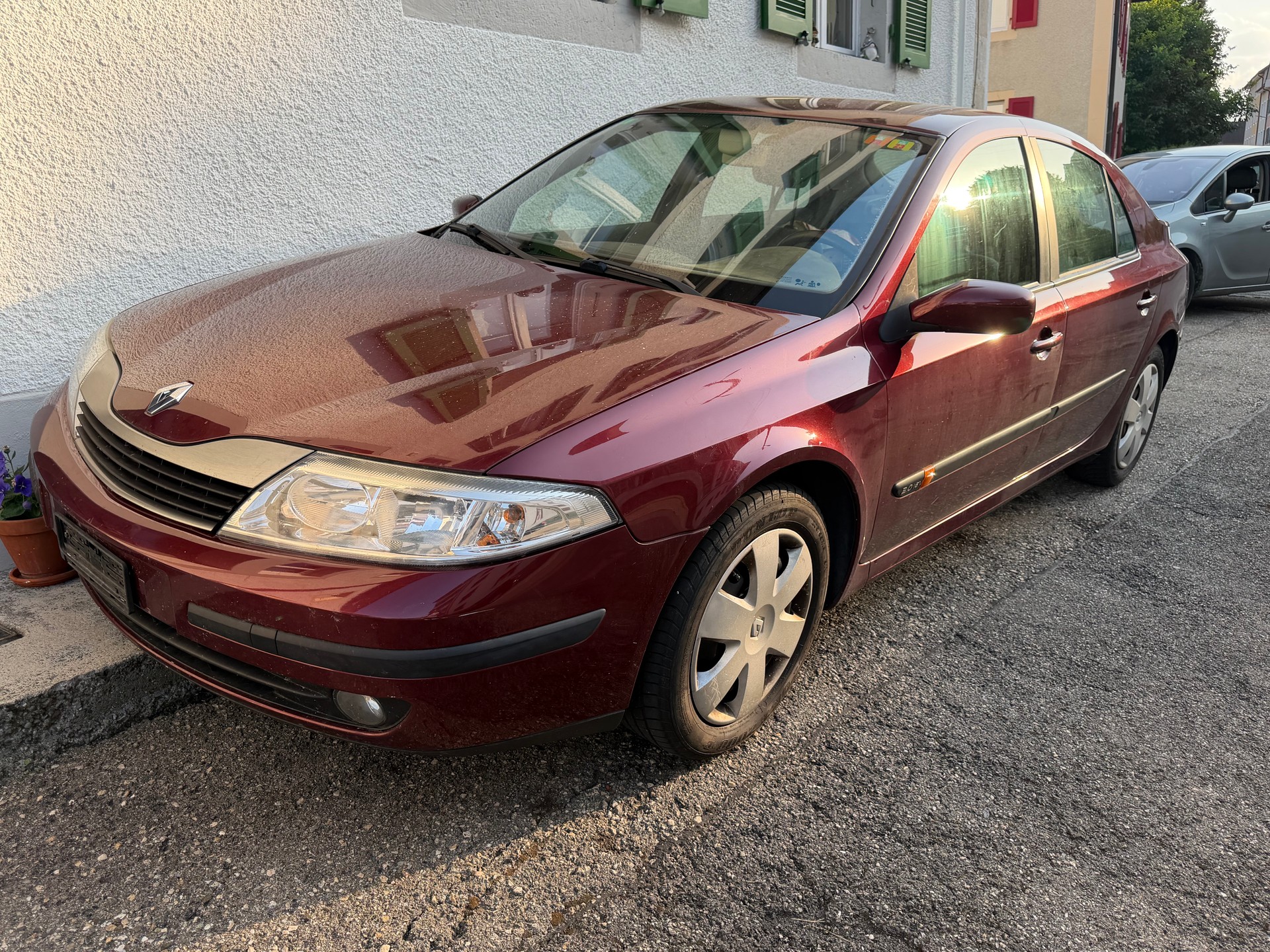 RENAULT Laguna 2.0 16V Privilège Automatic-image-0