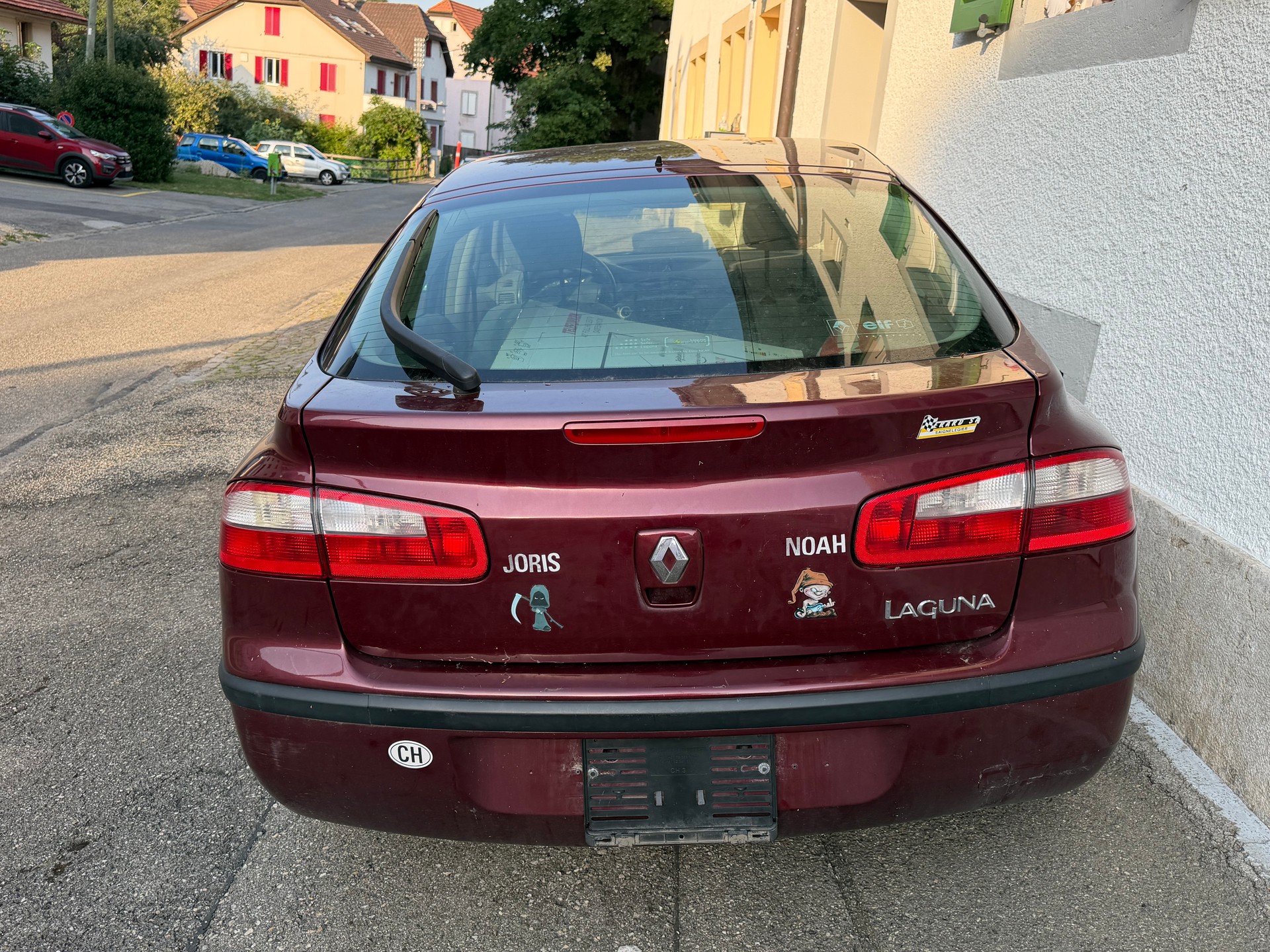 RENAULT Laguna 2.0 16V Privilège Automatic-image-4