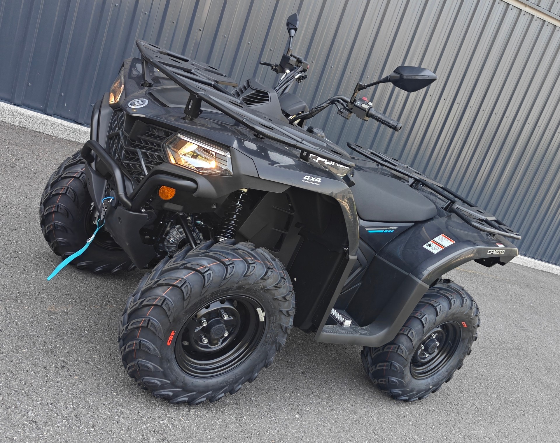 CF MOTO Ab MFK mit L7e Kleinmotorfahrzeug-showroom-element-1