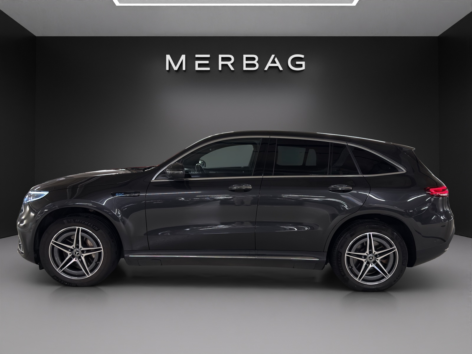 MERCEDES-BENZ EQC 400 4Matic-image-4