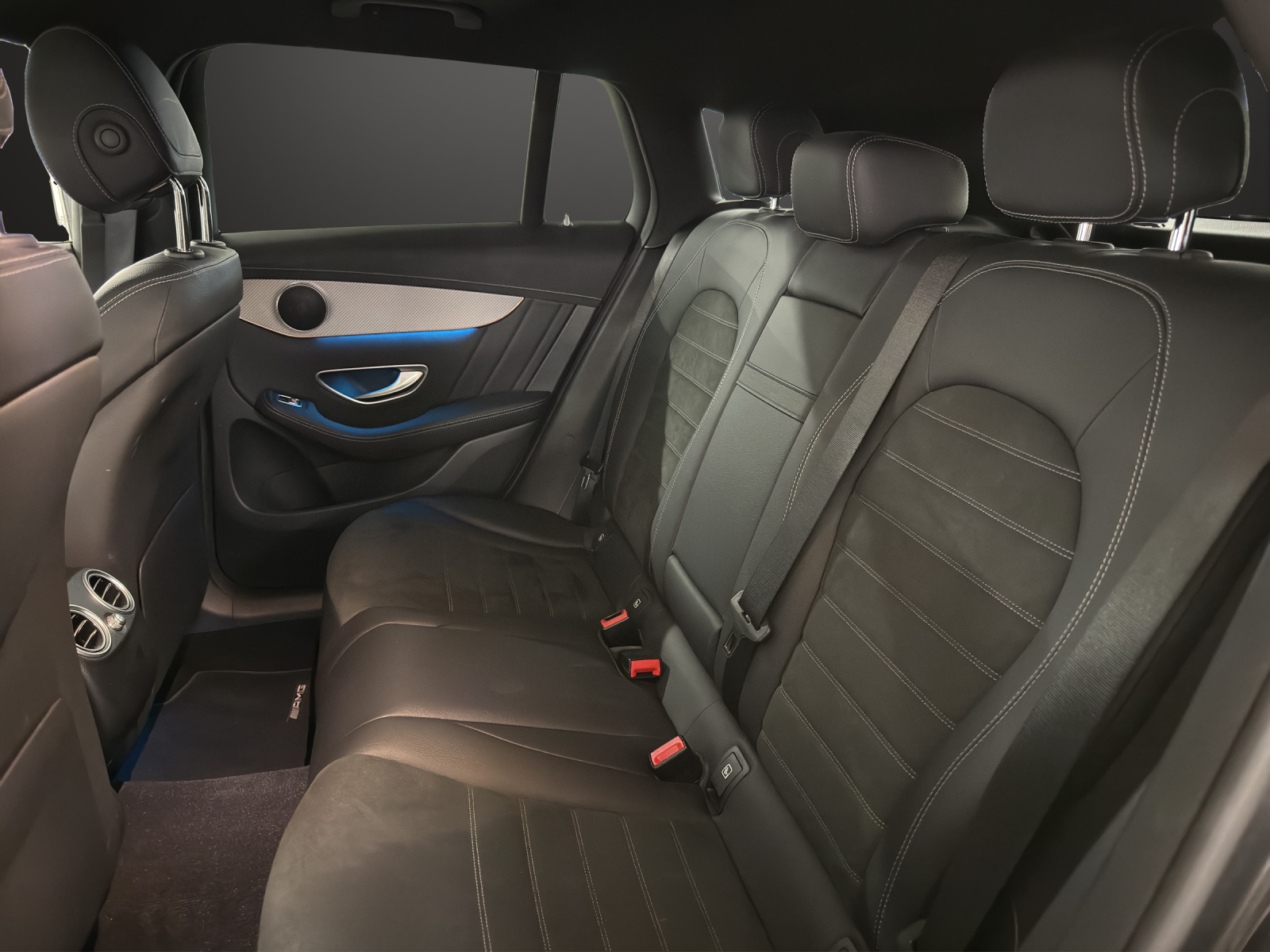 MERCEDES-BENZ EQC 400 4Matic-image-15