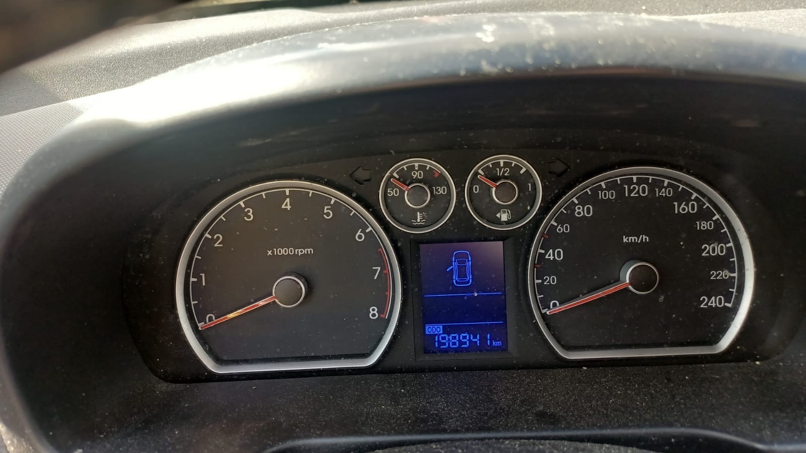 HYUNDAI i30 1.6 Swiss Plus Edition-image-5