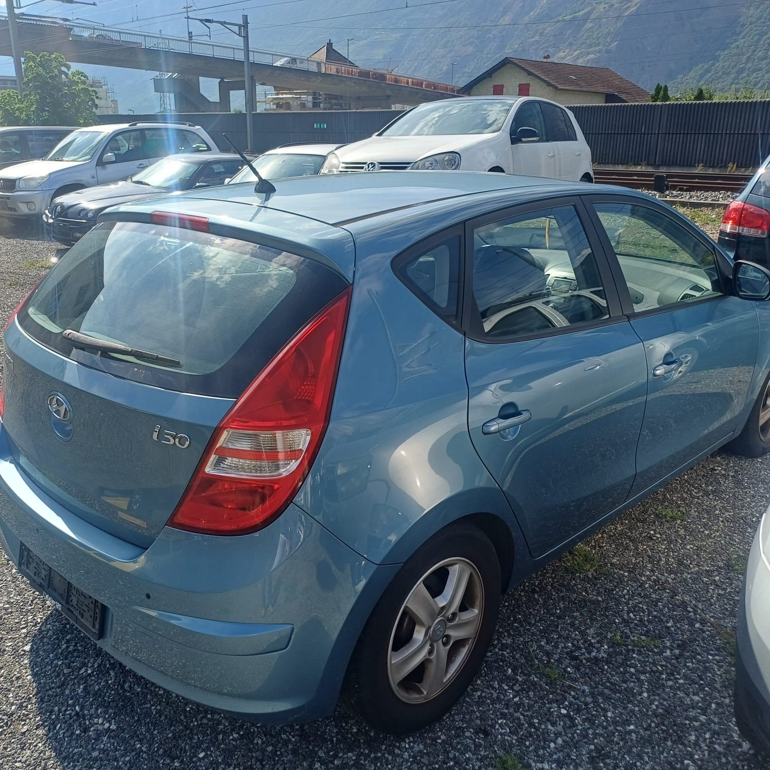 HYUNDAI i30 1.6 Swiss Plus Edition-image-4
