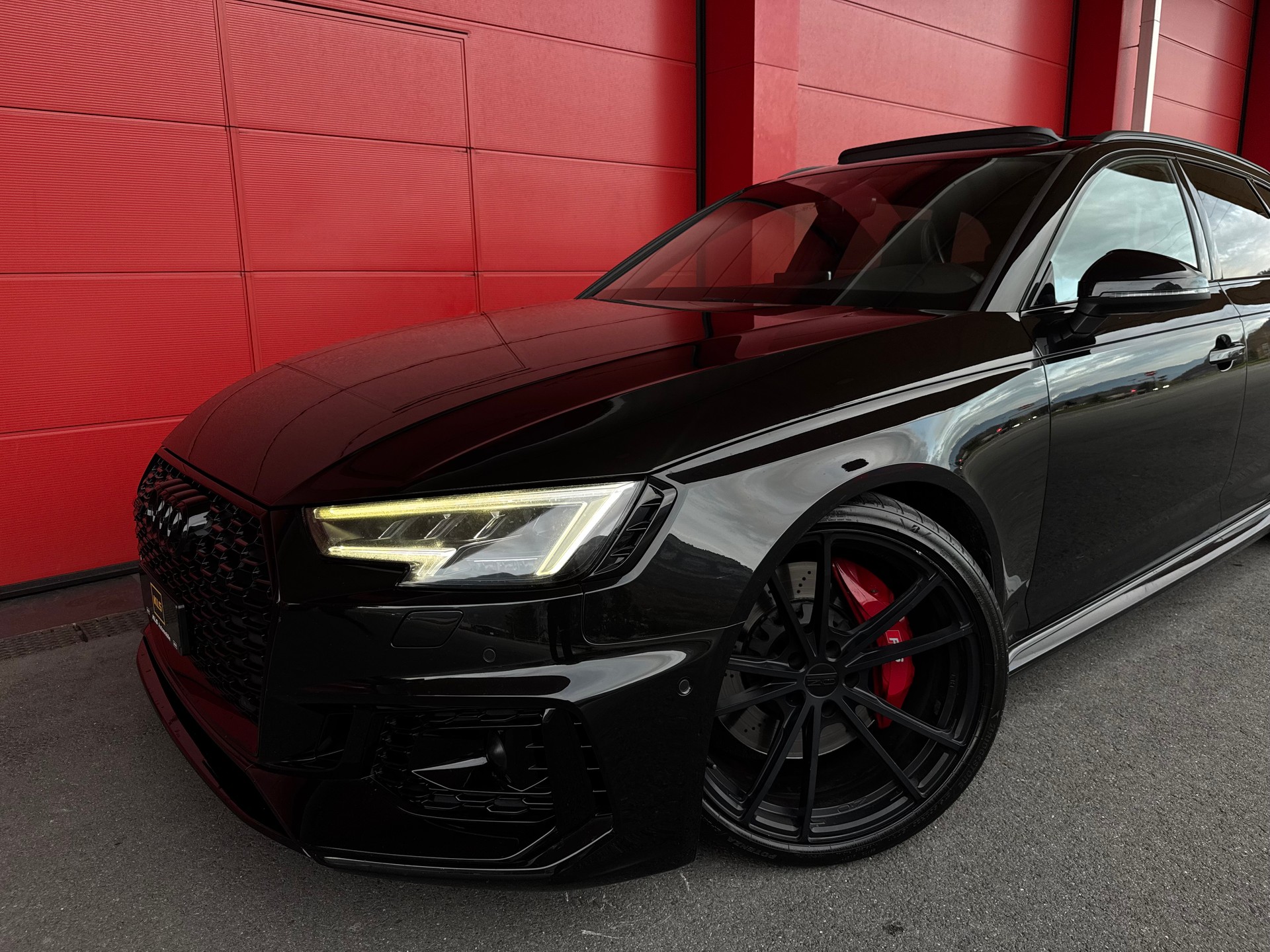 AUDI RS4 Avant 2.9 TFSI quattro tiptronic-image-5