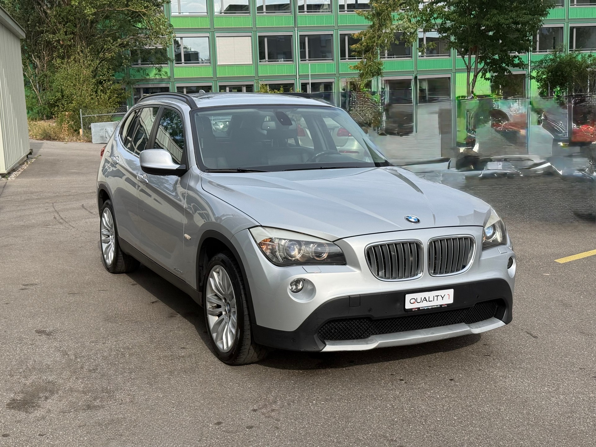 BMW X1 xDrive 28i Steptronic-image-1