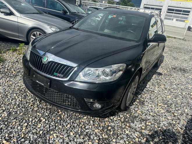 SKODA Octavia Combi 2.0 TSI RS DSG-image-1