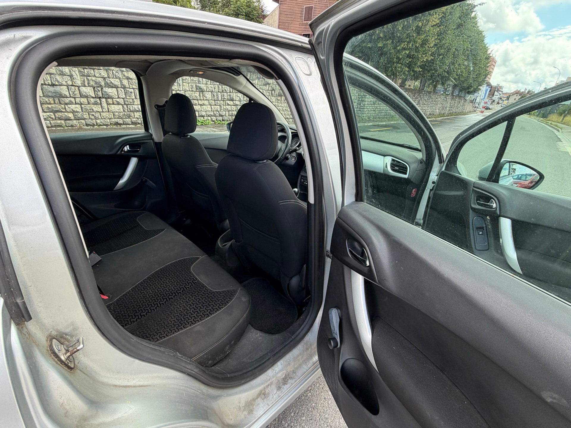 CITROEN C3 1.4i 16V Exclusive-image-6