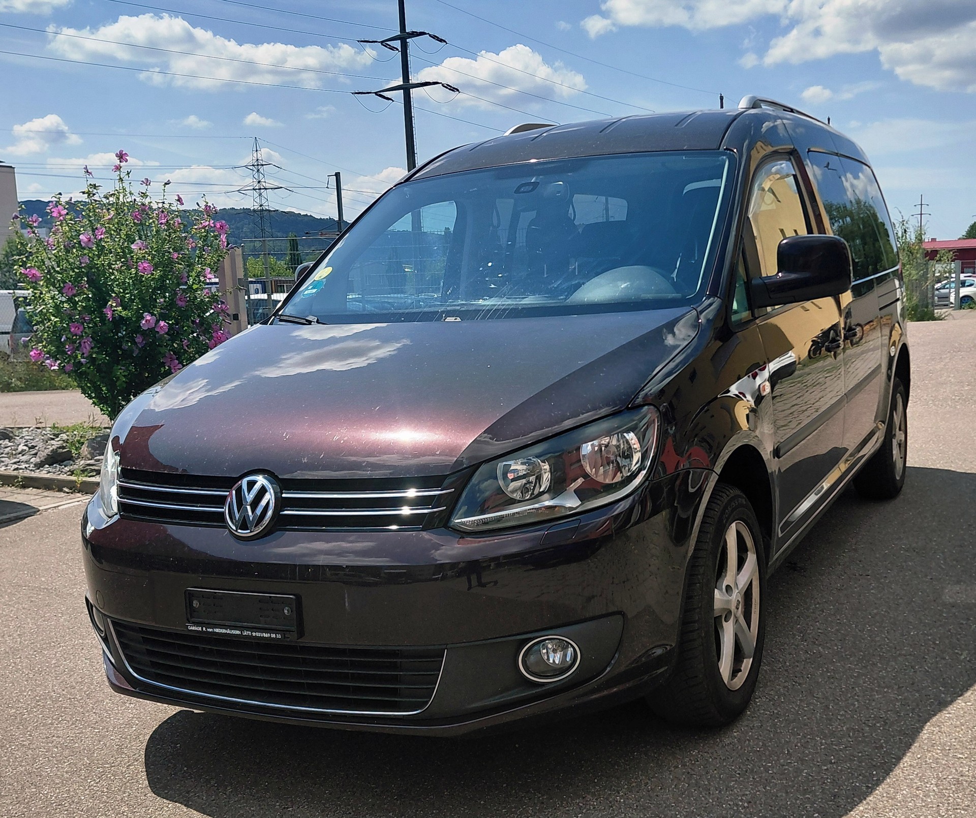 VW CaddyMaxi 2.0TDI 4Motion Comfortline DSG 7 Plätze-image-1