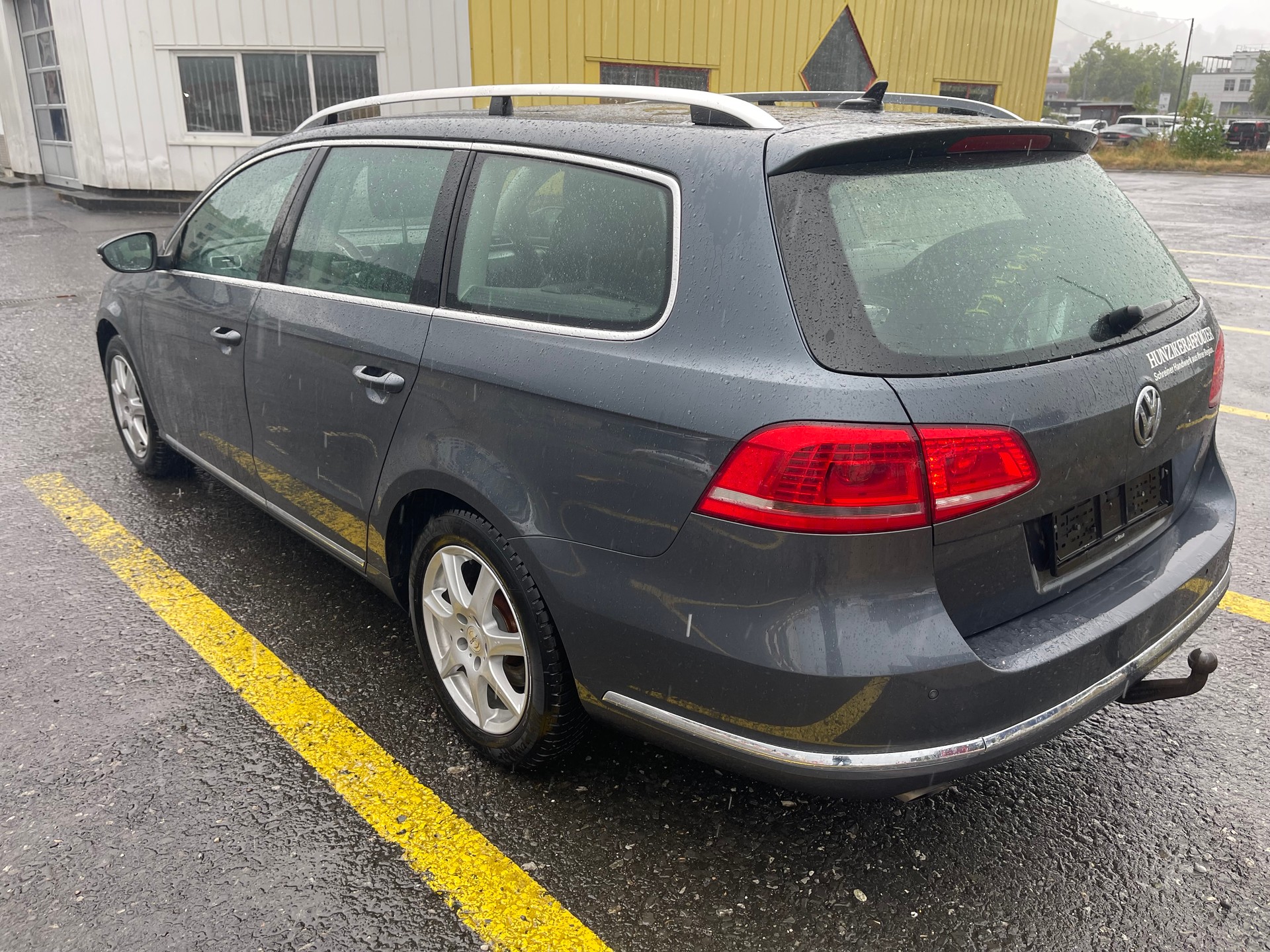 VW Passat 2.0 TDI BMT Design 4Motion DSG-image-3