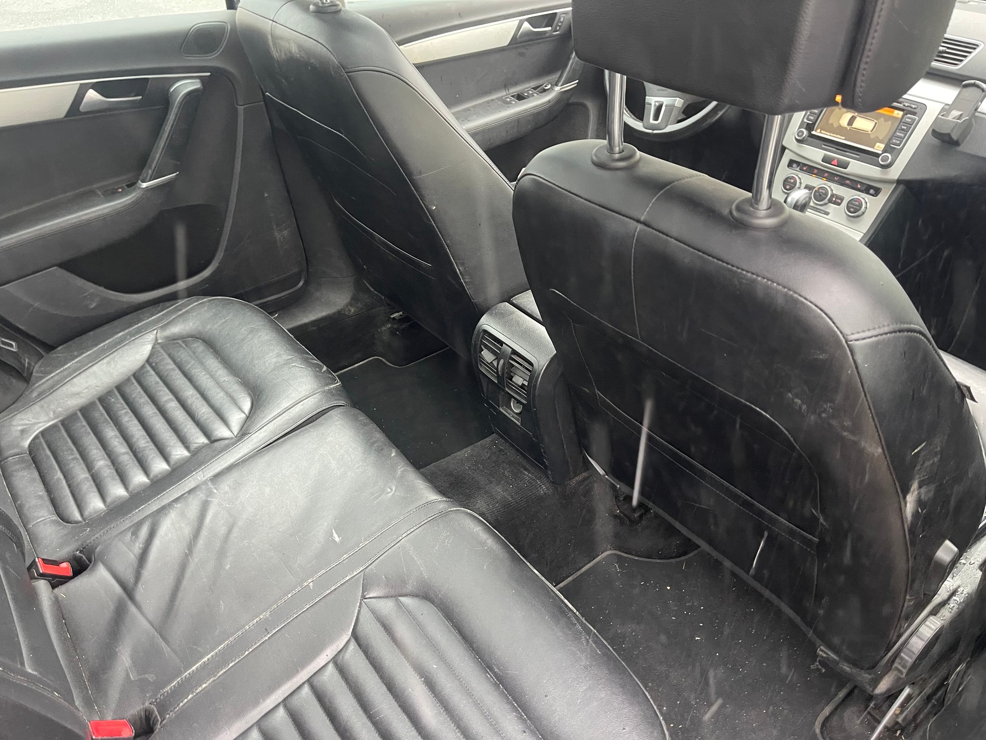 VW Passat 2.0 TDI BMT Design 4Motion DSG-image-7