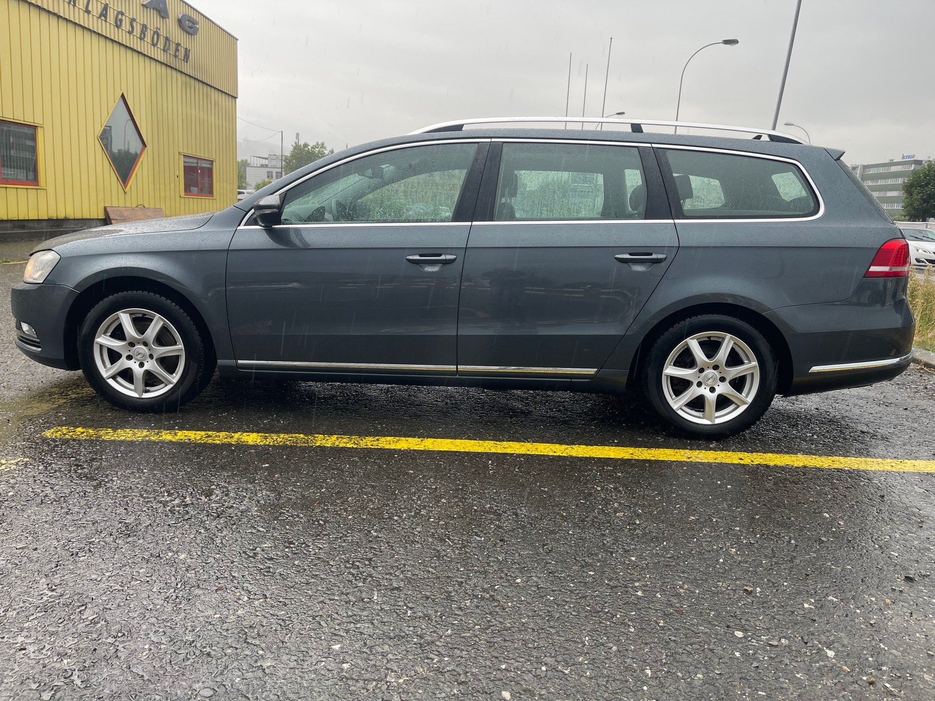 VW Passat 2.0 TDI BMT Design 4Motion DSG-image-1