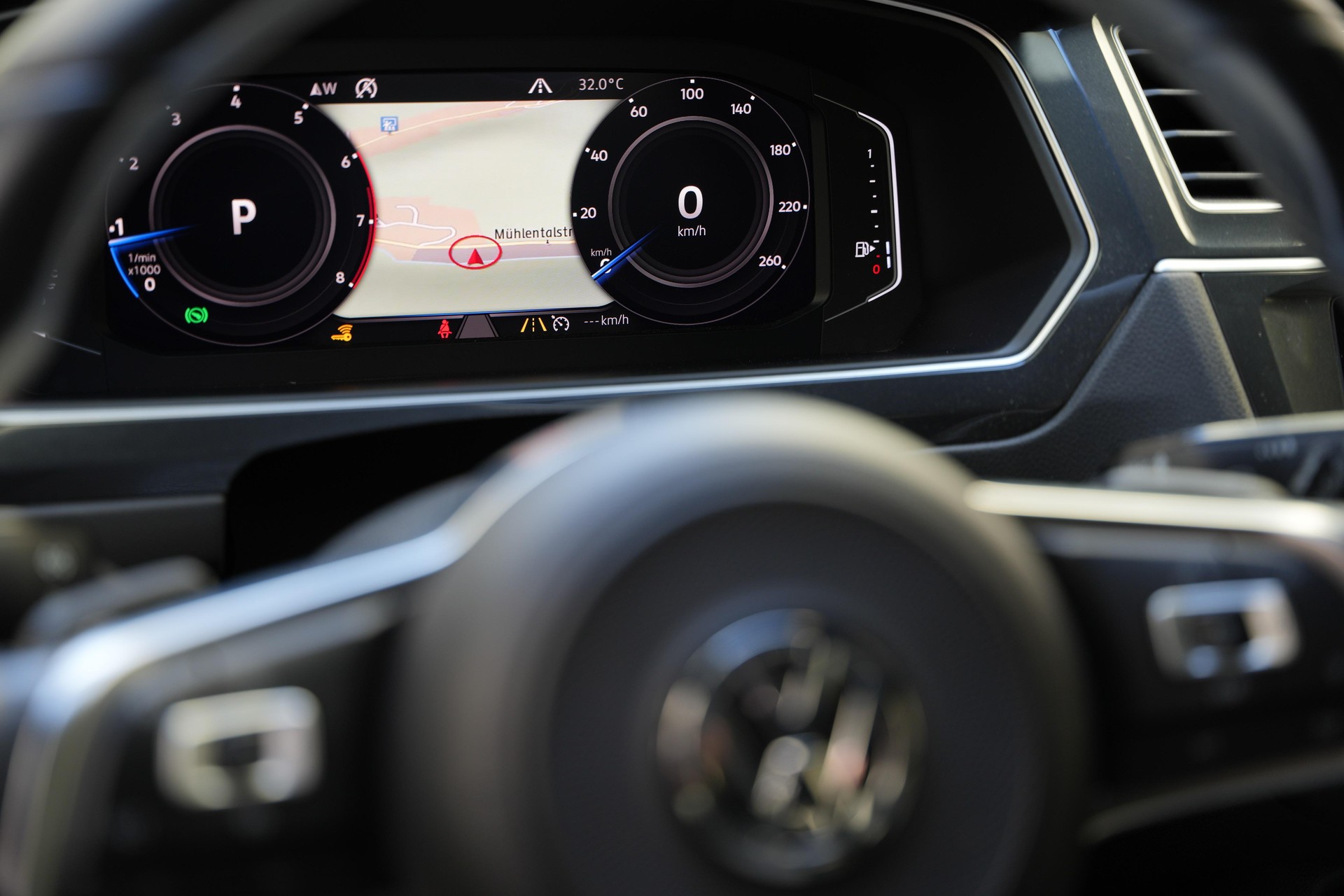VW Tiguan 2.0 TSI Highline DSG-image-11