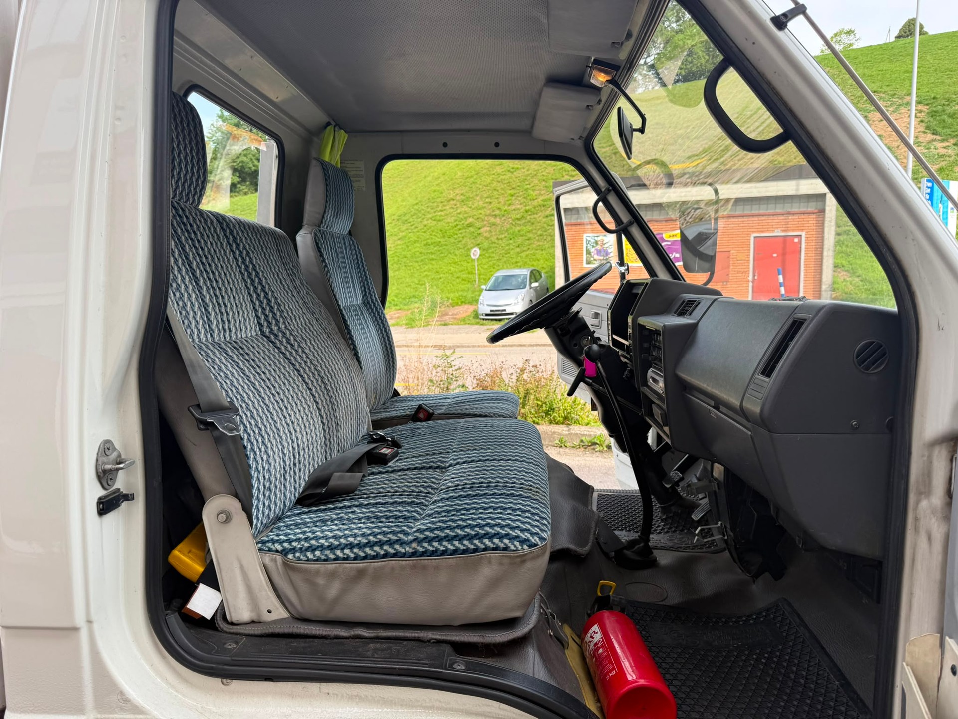 ISUZU NKR 555 D-image-11