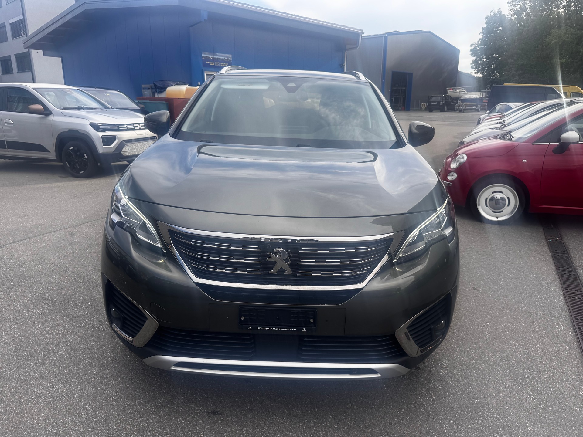 PEUGEOT 5008 1.6 THP Allure EAT-image-1