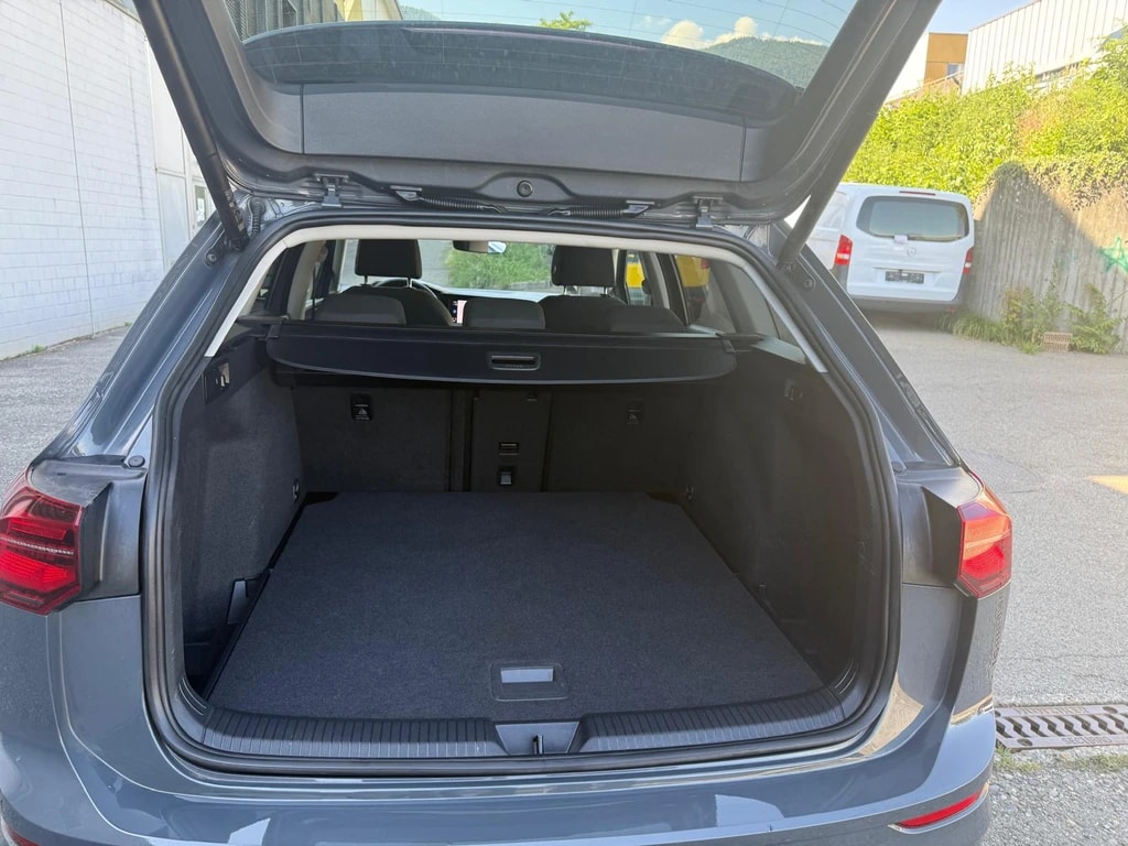 VW Golf Variant 2.0 TDI Style DSG ** Gr-Navi ** RF-Kamera ** Sitzmemory ** Anh-Kupplung ** Abstandsregelsysteme ** Ab MFK **-image-6