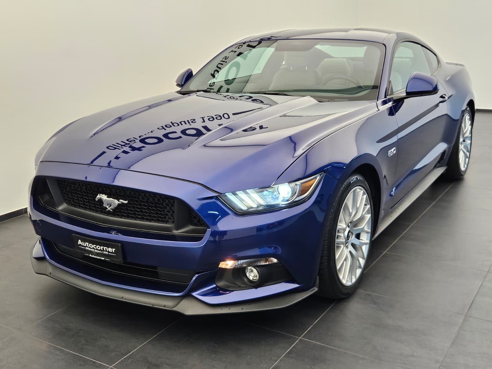 FORD Mustang Fastback 5.0 V8 GT Automat-image-2