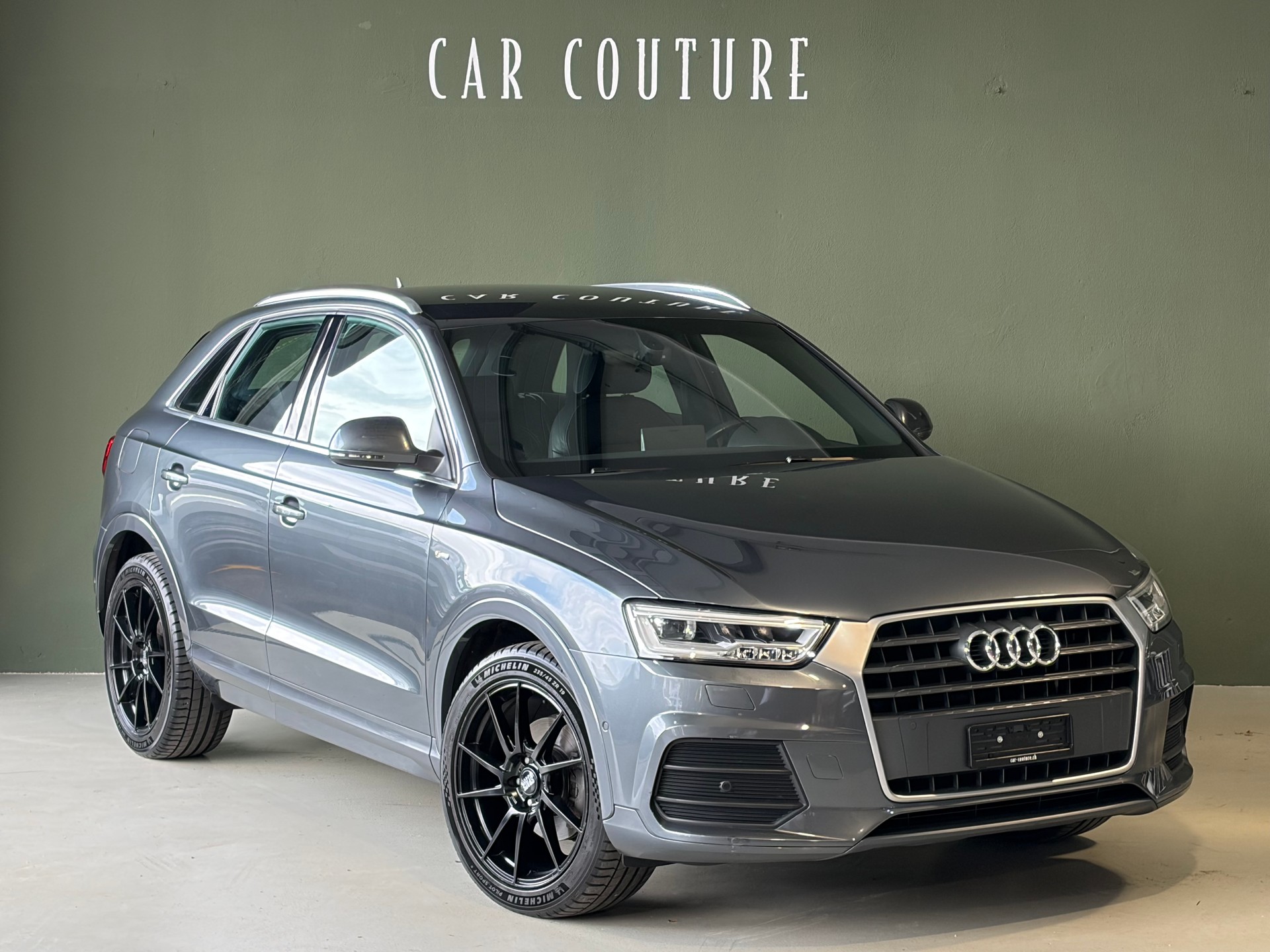 AUDI Q3 2.0 TDI S-Line Quattro S-tronic * El-Anhängerkupplung *-showroom-element-2