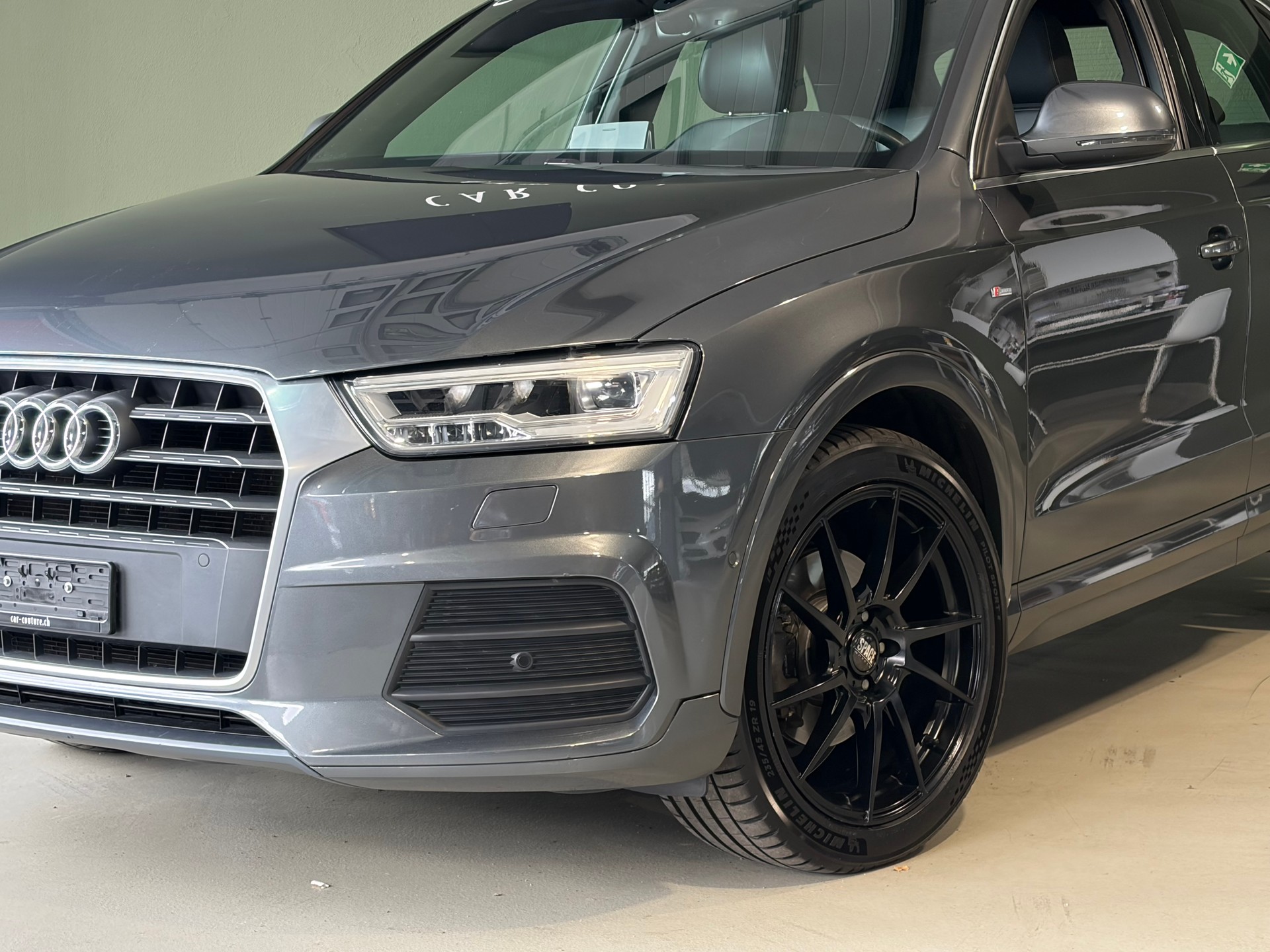 AUDI Q3 2.0 TDI S-Line Quattro S-tronic * El-Anhängerkupplung *-image-5