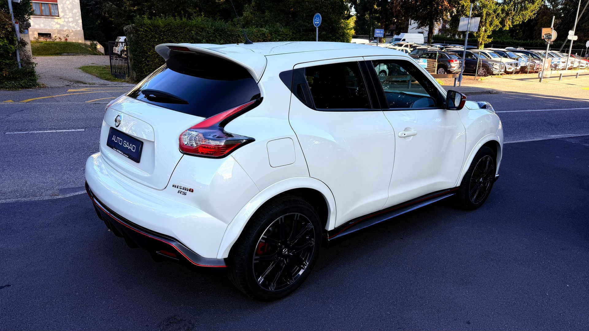 NISSAN Juke 1.6 DIG-T Nismo RS Swiss Ed 4x4 Xtronic M-CVT-image-4