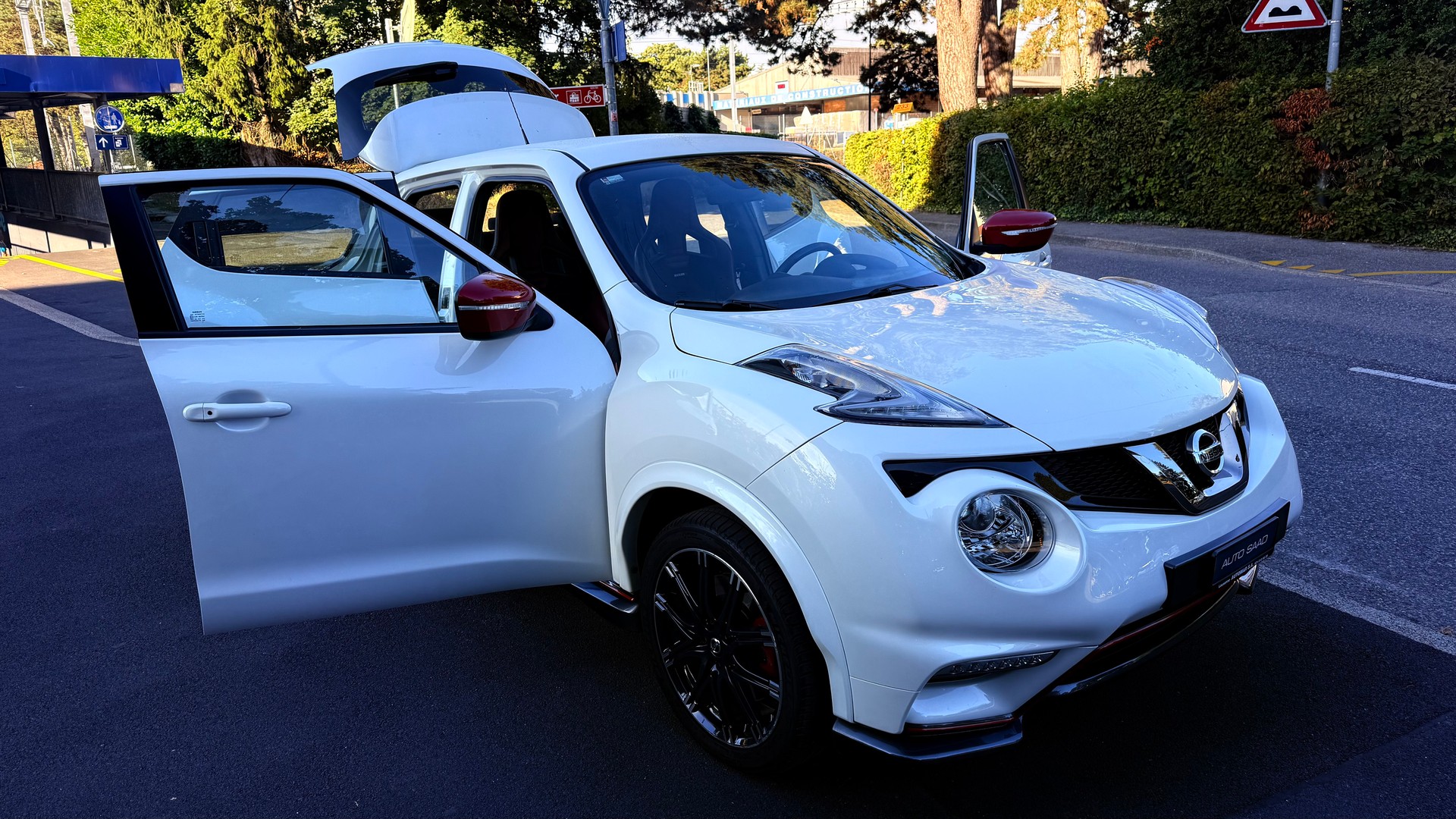 NISSAN Juke 1.6 DIG-T Nismo RS Swiss Ed 4x4 Xtronic M-CVT-image-12