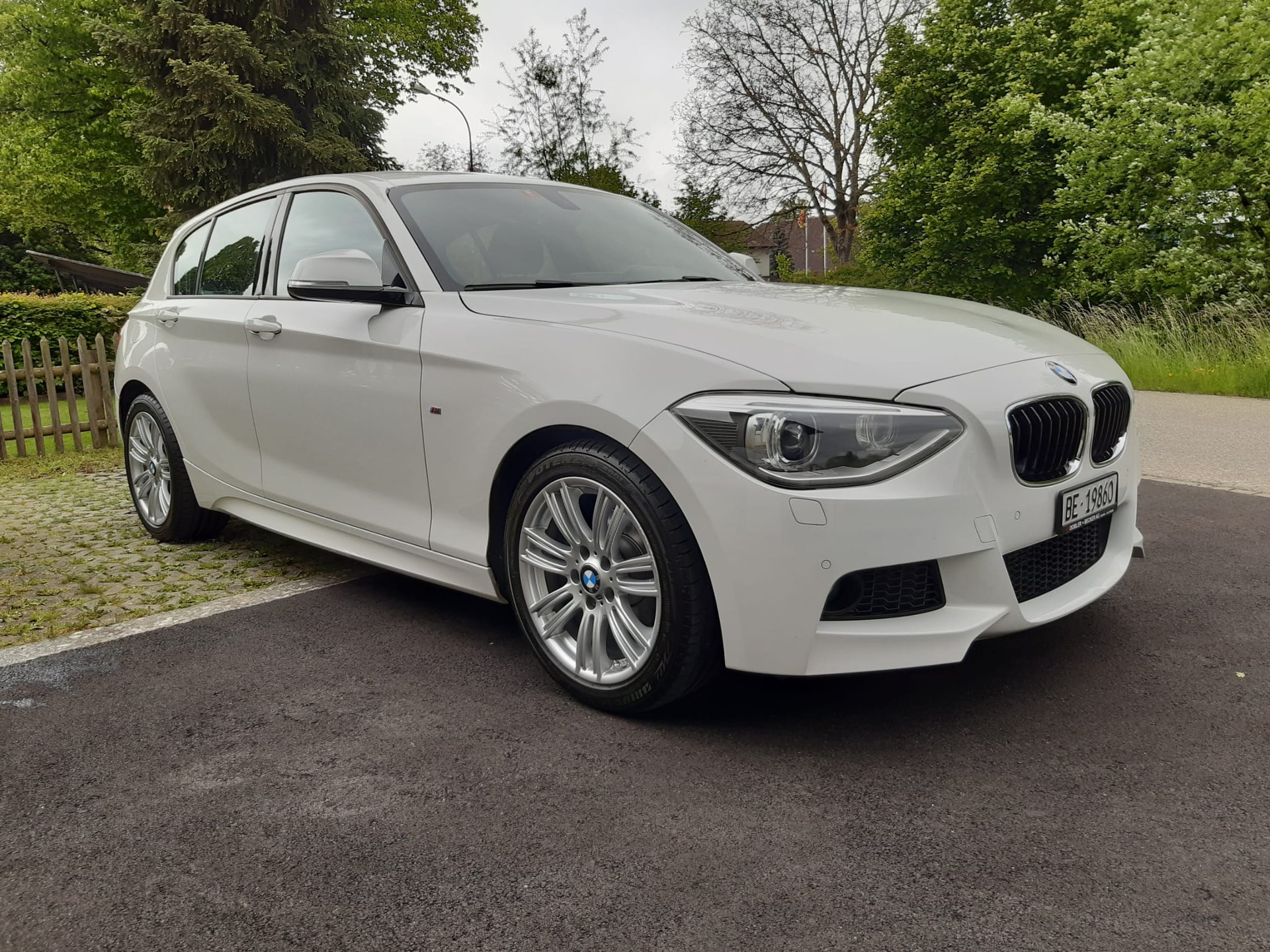 BMW 116i-image-0