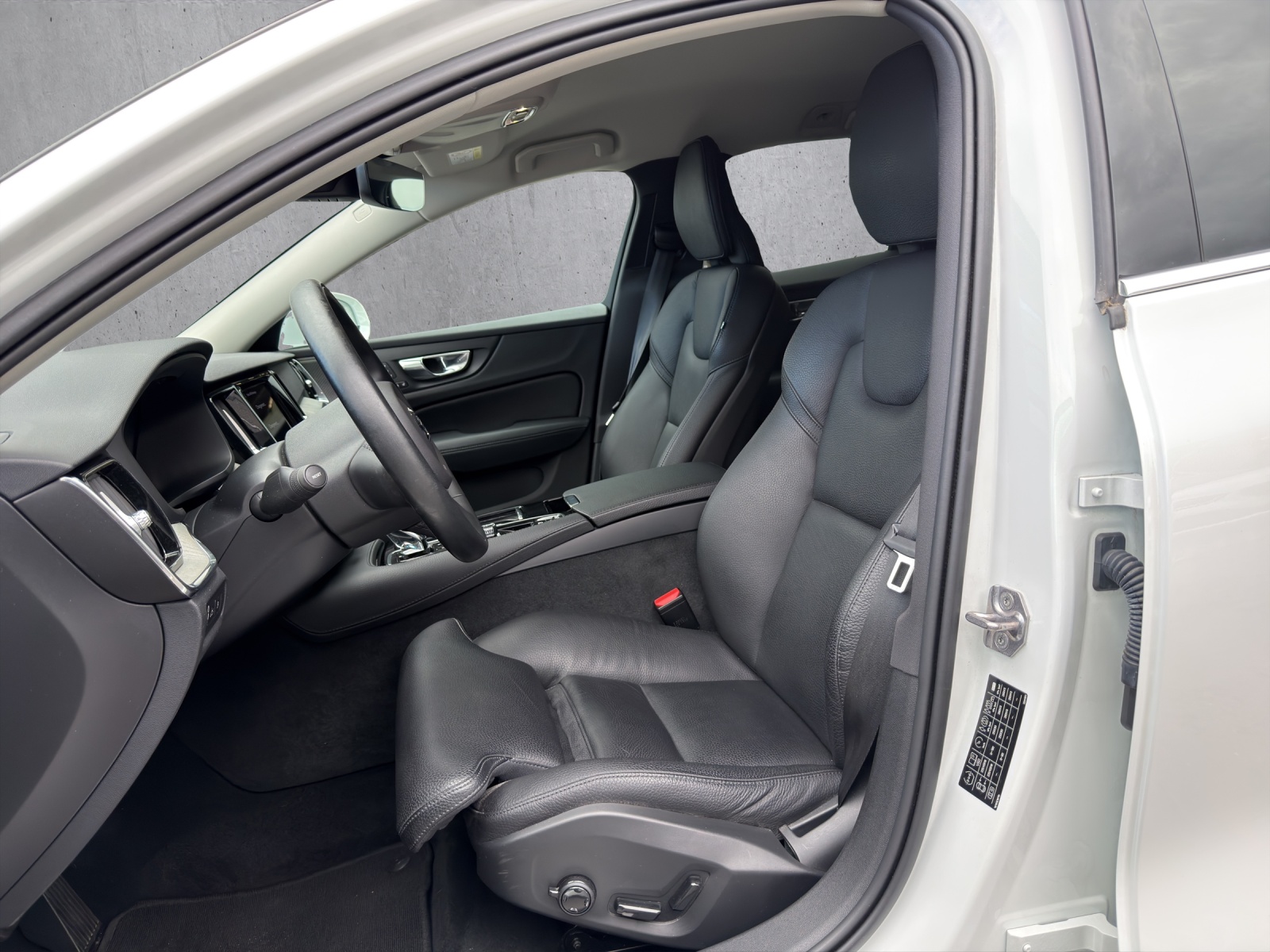 Image VOLVO V60 V60 2.0 T6 TE Business eAWD