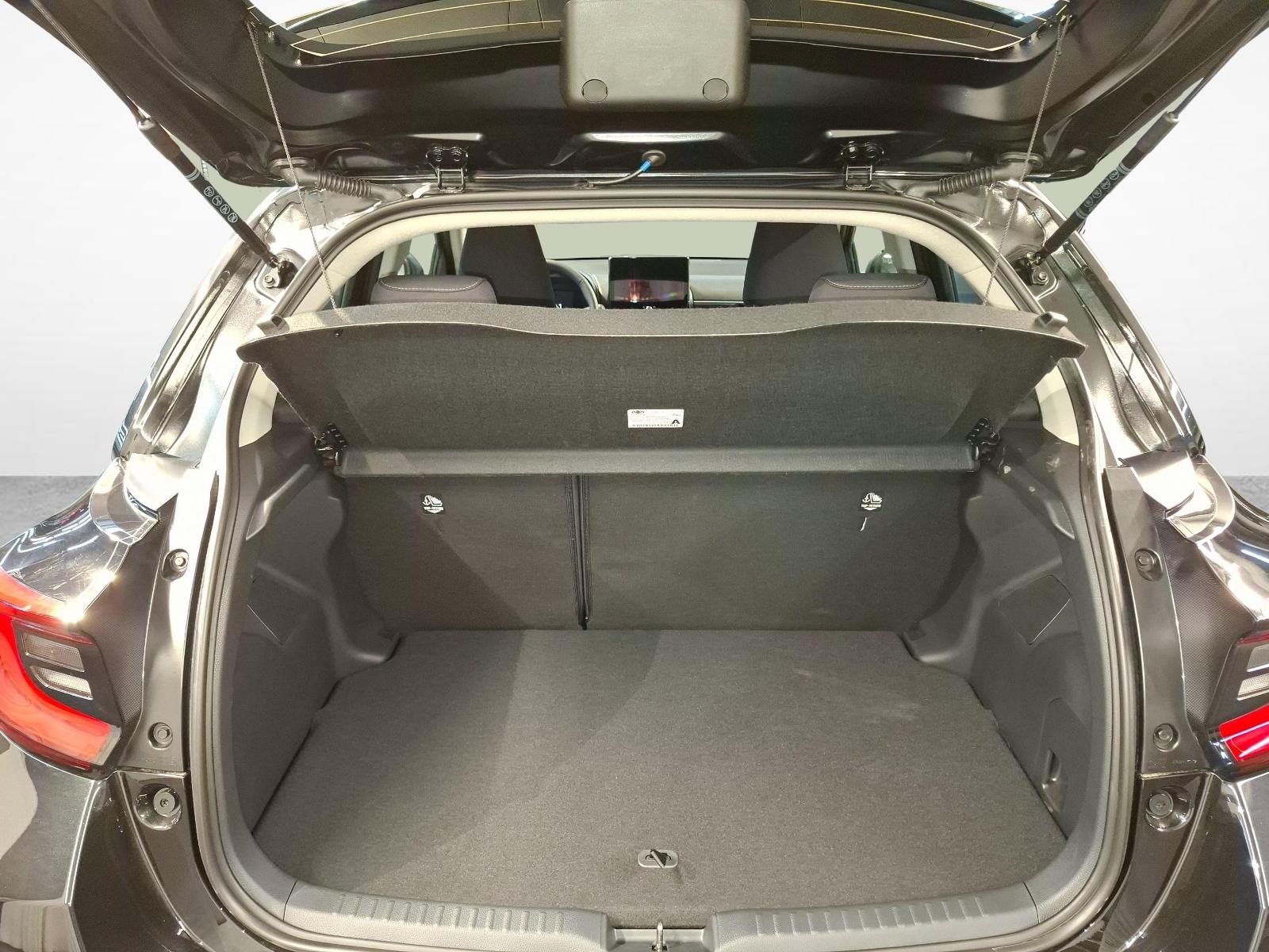 TOYOTA Yaris 1.5 VVT-i HSD Trend-image-11