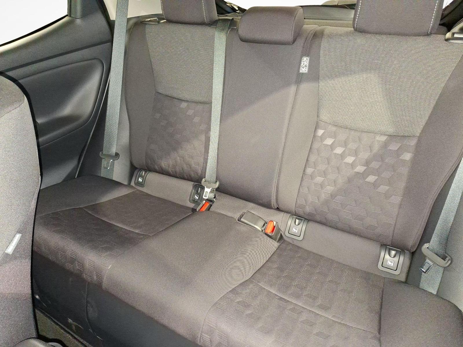 TOYOTA Yaris 1.5 VVT-i HSD Trend-image-10