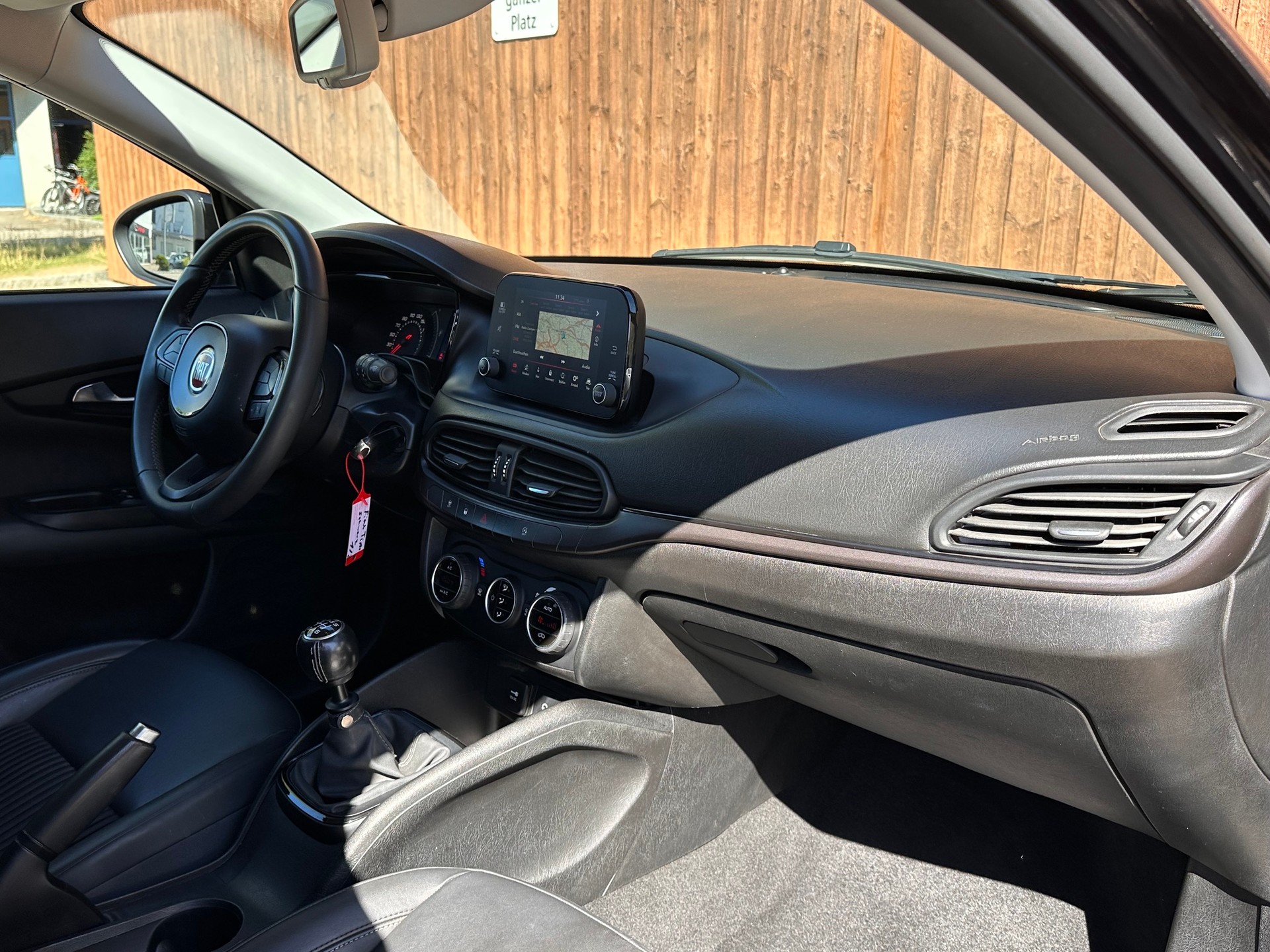 FIAT Tipo 1.4TJet Station Wagon S-Design-image-11